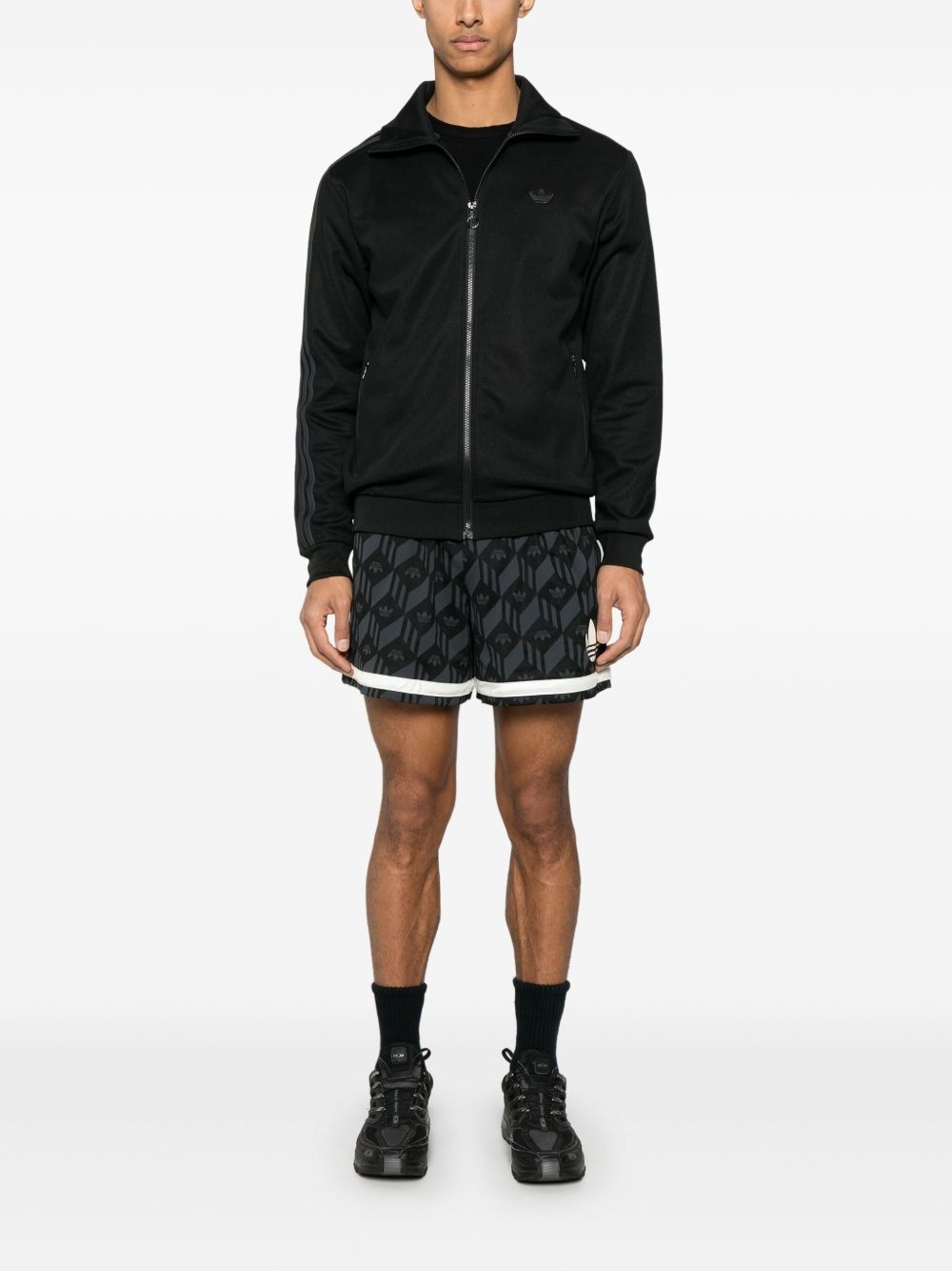 Trefoil-patterned track shorts - 2