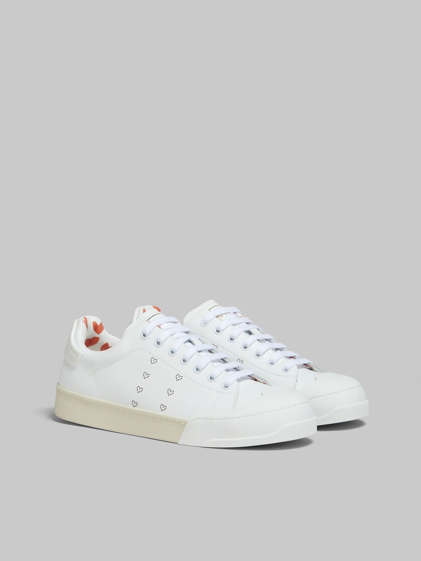 WHITE LEATHER DADA BUMPER SNEAKER WITH HEARTS - 2