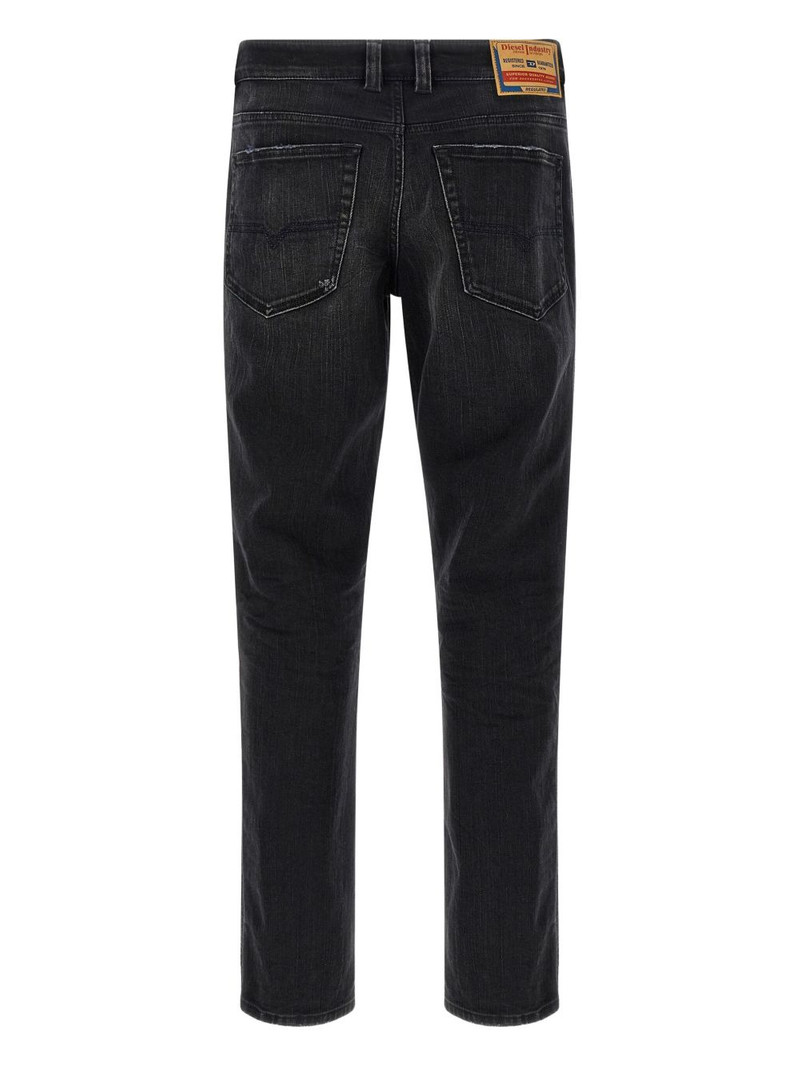 Diesel 1993 D-VYL jeans outlook