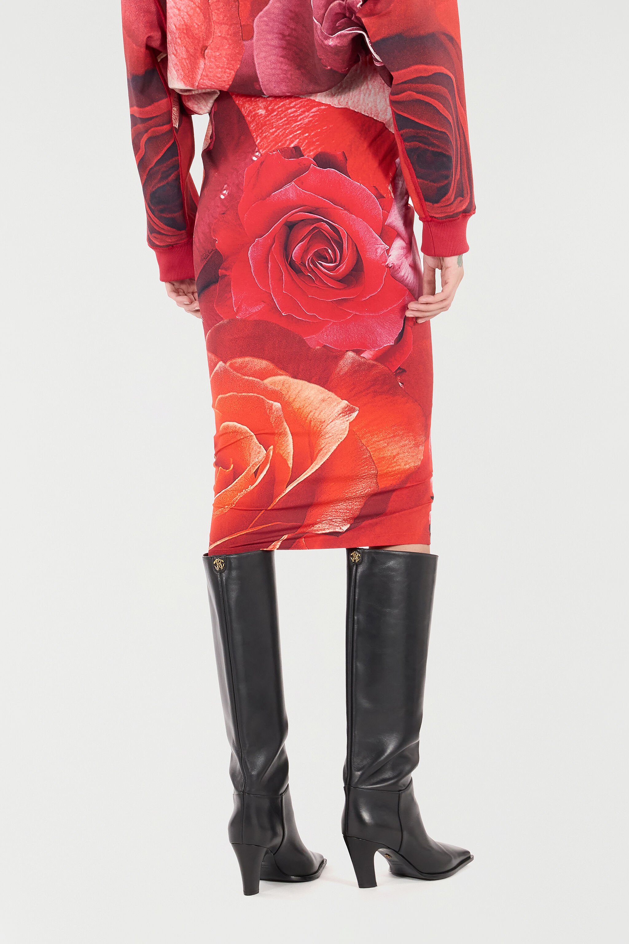 Pencil Skirt With Rose Print - 4