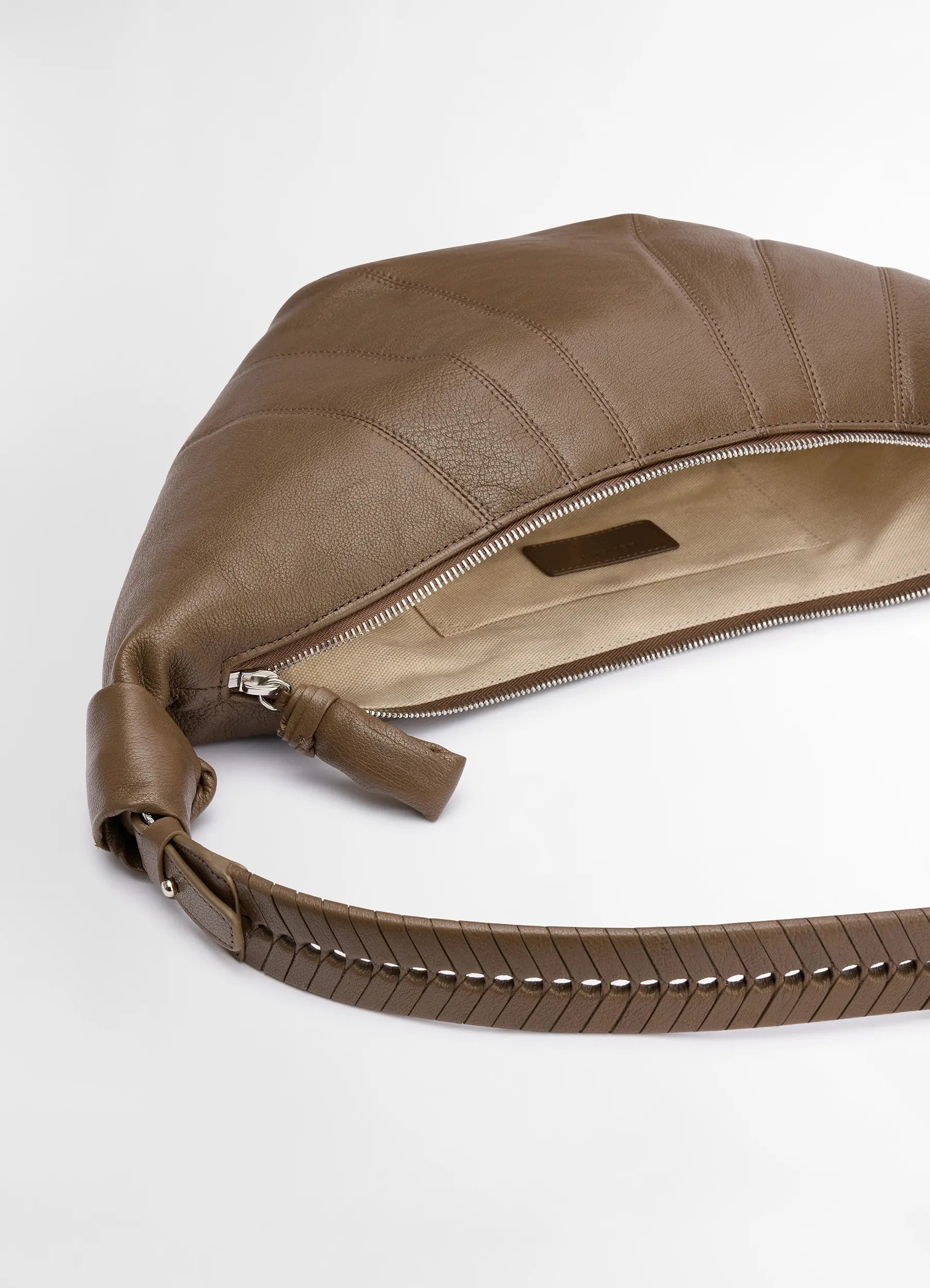 WOVEN LACED MEDIUM CROISSANT BAG - 5