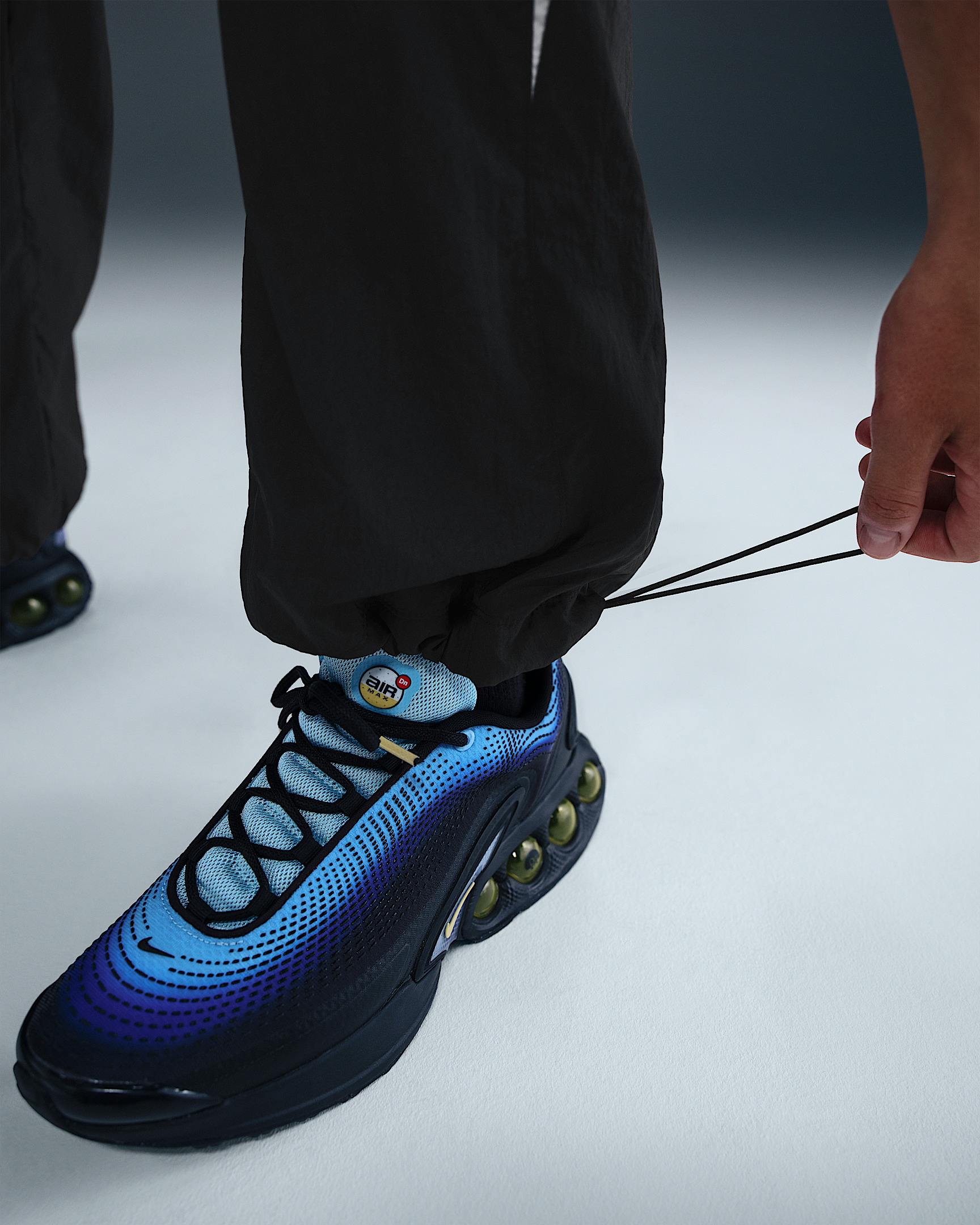 Nike Air Men's Woven Track Pants - 6