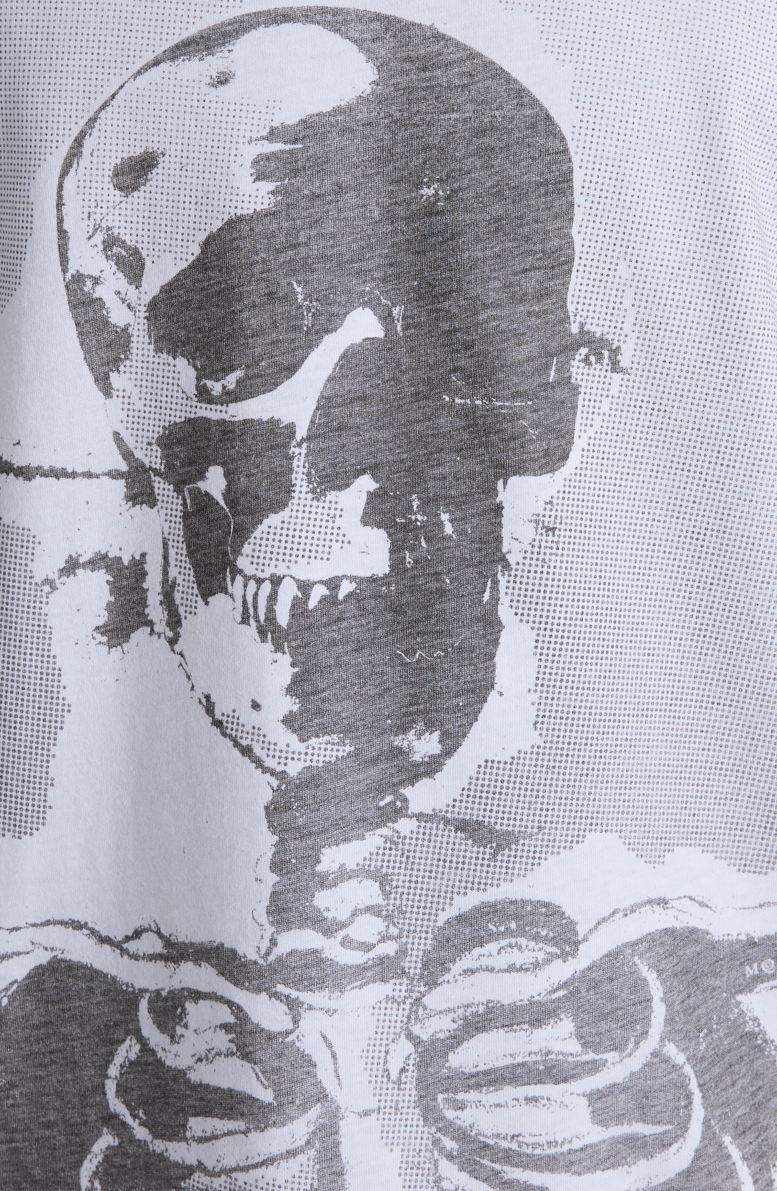McQueen Skull Graphic T-Shirt in White /Black at Nordstrom - 6