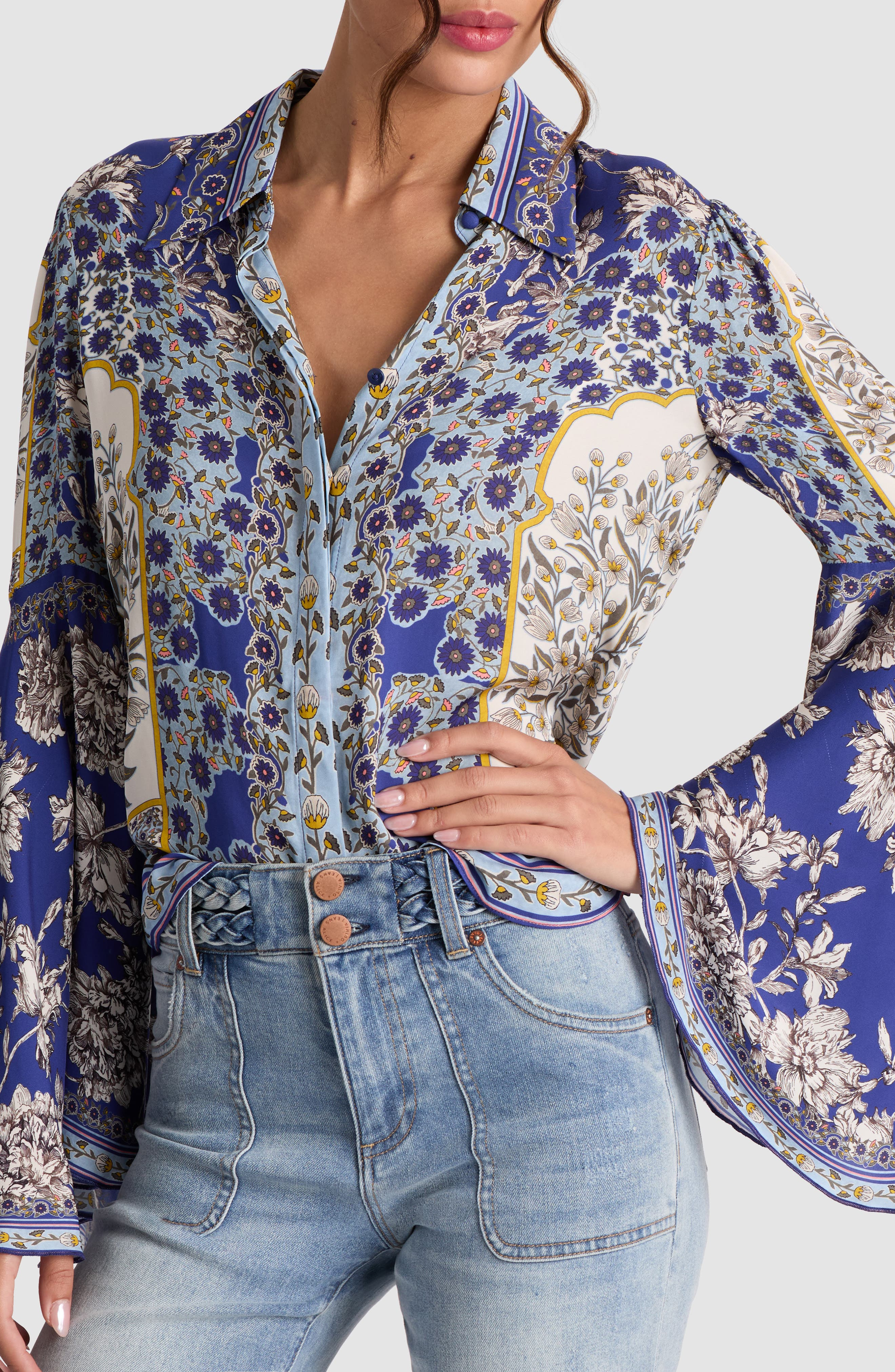 Alice + Olivia Willa Floral Bell Cuff Button-Up Shirt in Forevermore at Nordstrom - 4
