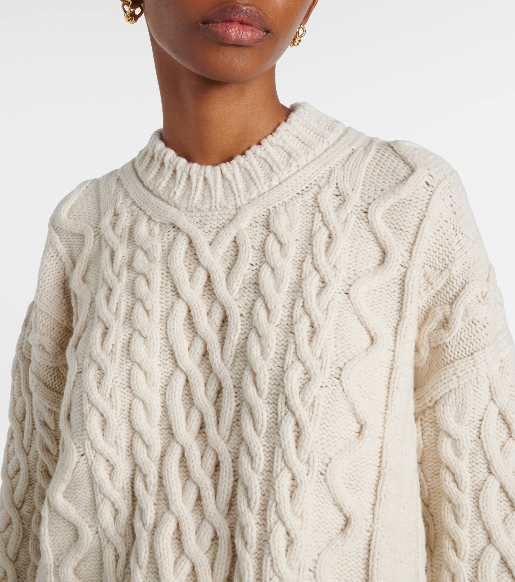Wool sweater - 4