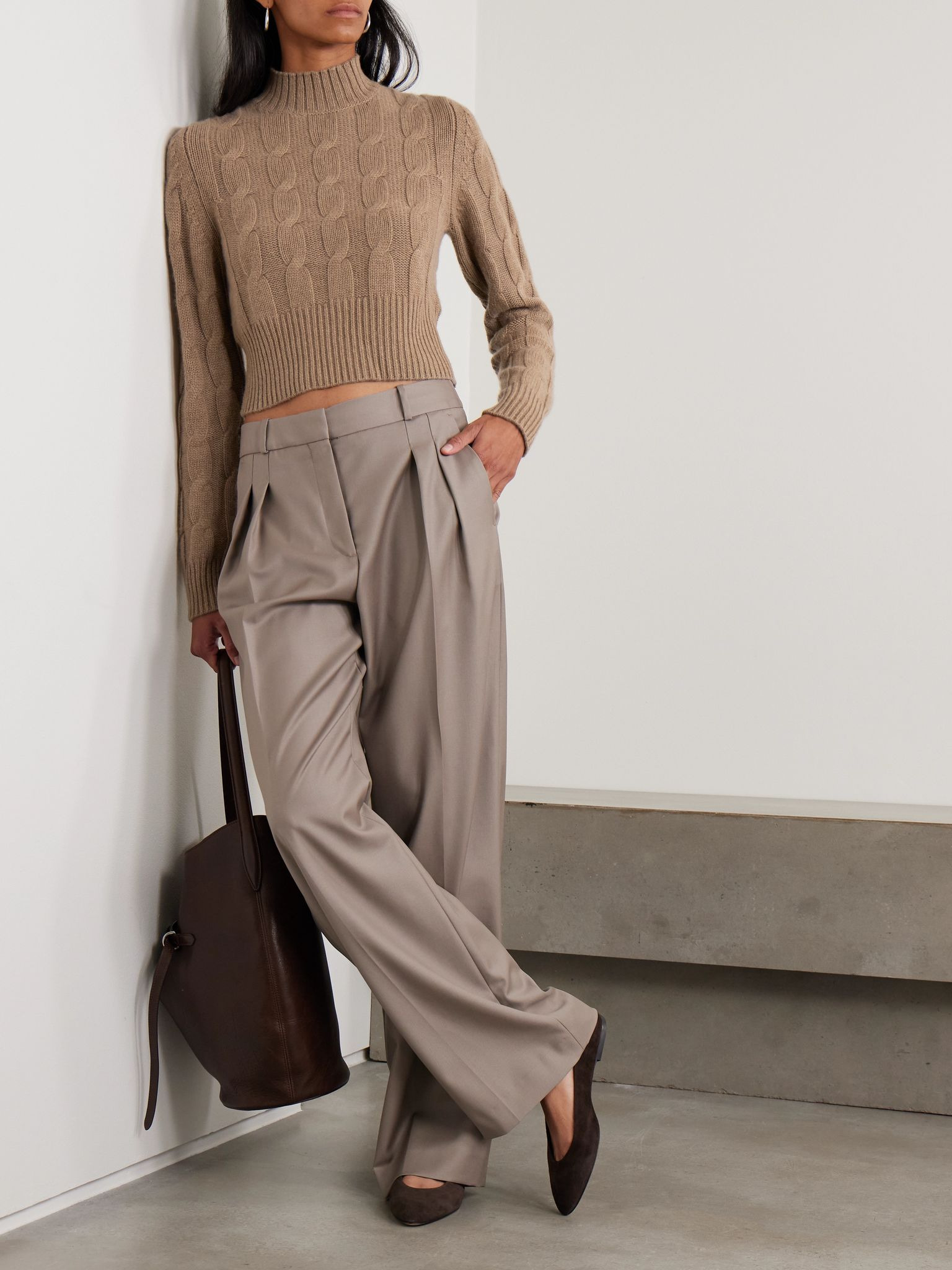 Murano cropped cable-knit organic cashmere turtleneck sweater Camel - 2