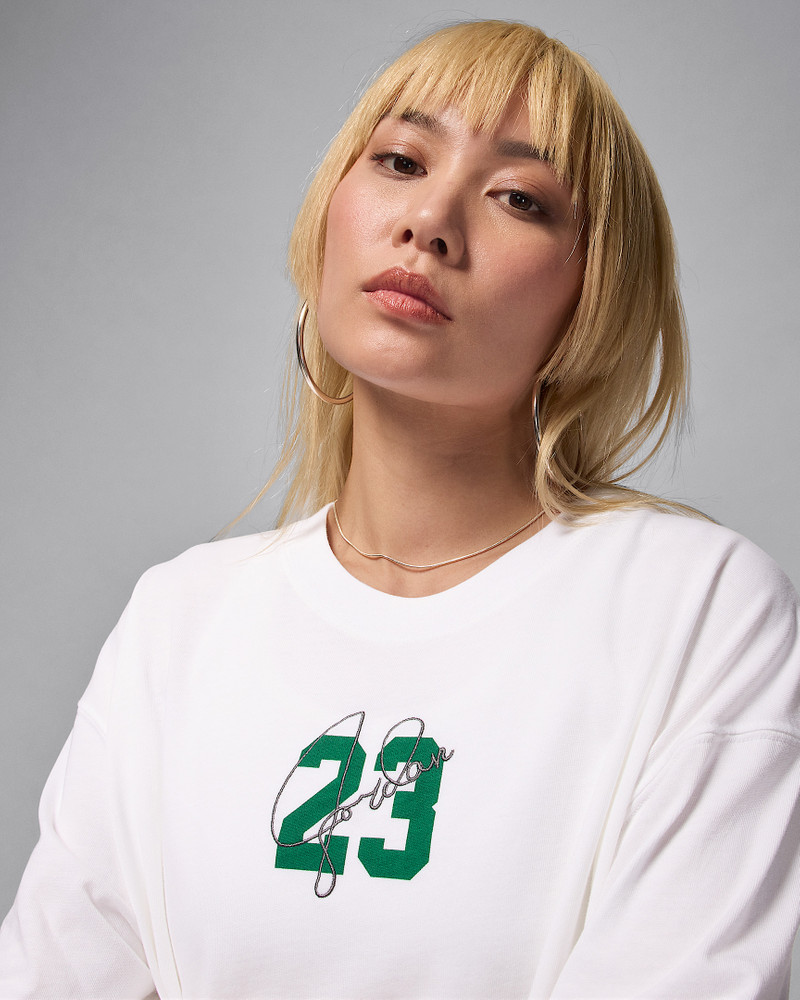 Jordan Essentials Women's Short-Sleeve Graphic T-Shirt 3