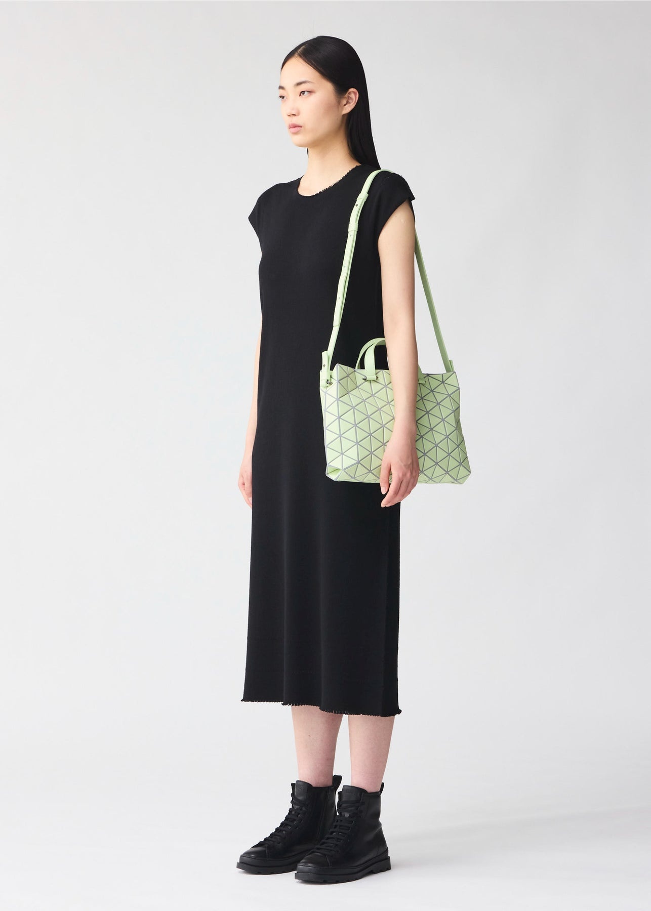 TONNEAU MATTE HANDBAG 2
