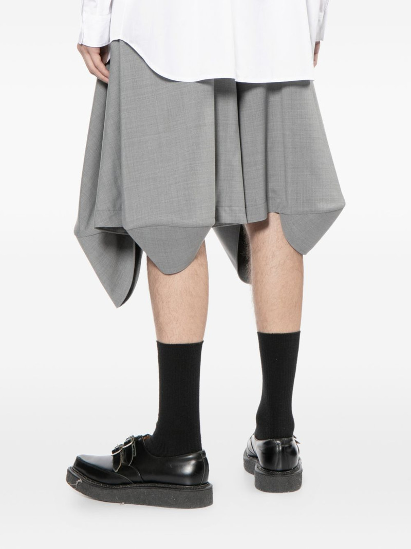 flapped shorts 4
