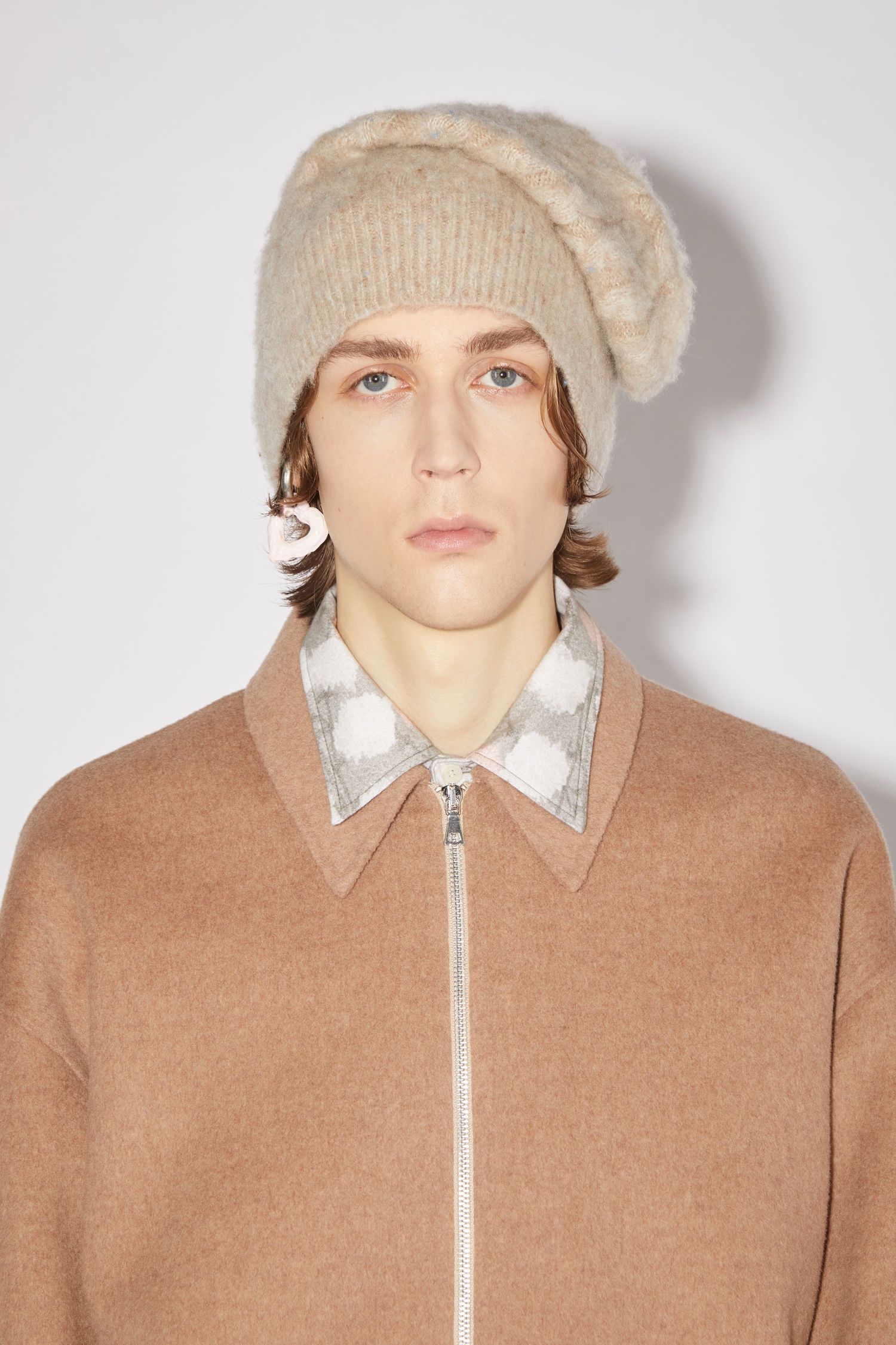 Cable knit beanie hat - Biscuit beige - 2
