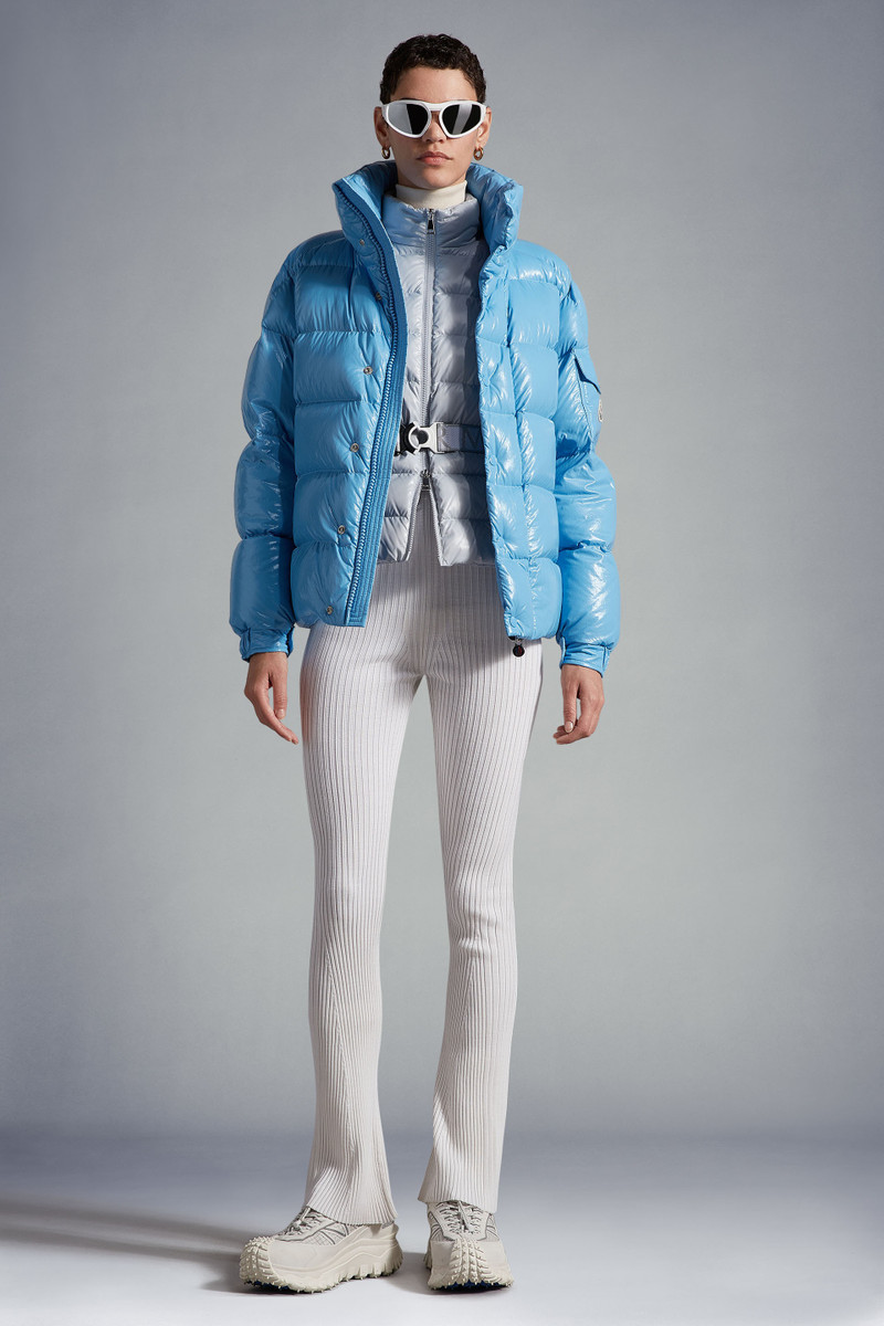 Moncler Moncler Maya 70 Short Down Jacket outlook