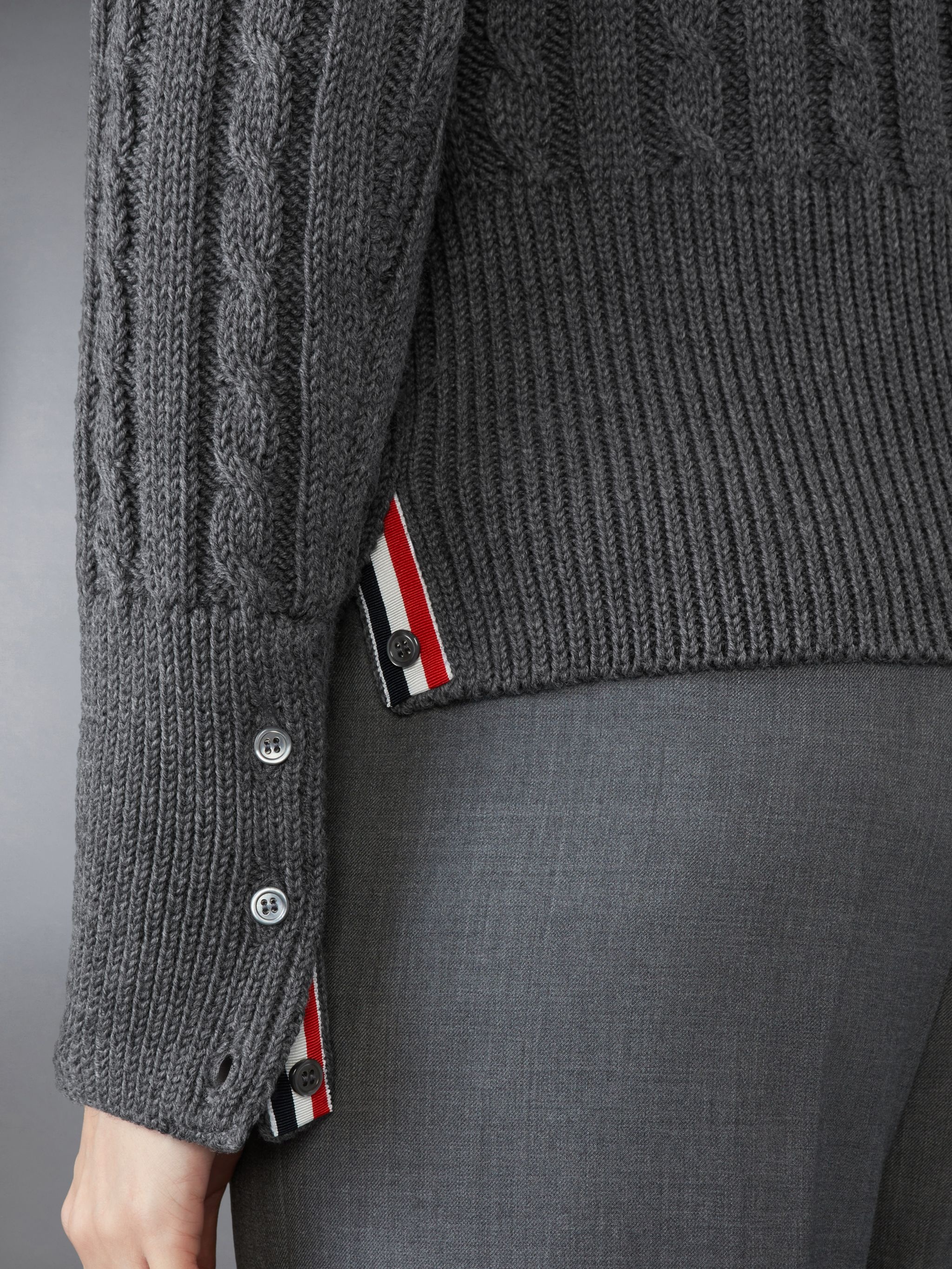 Classic Wool V Neck Cable Pullover - 4