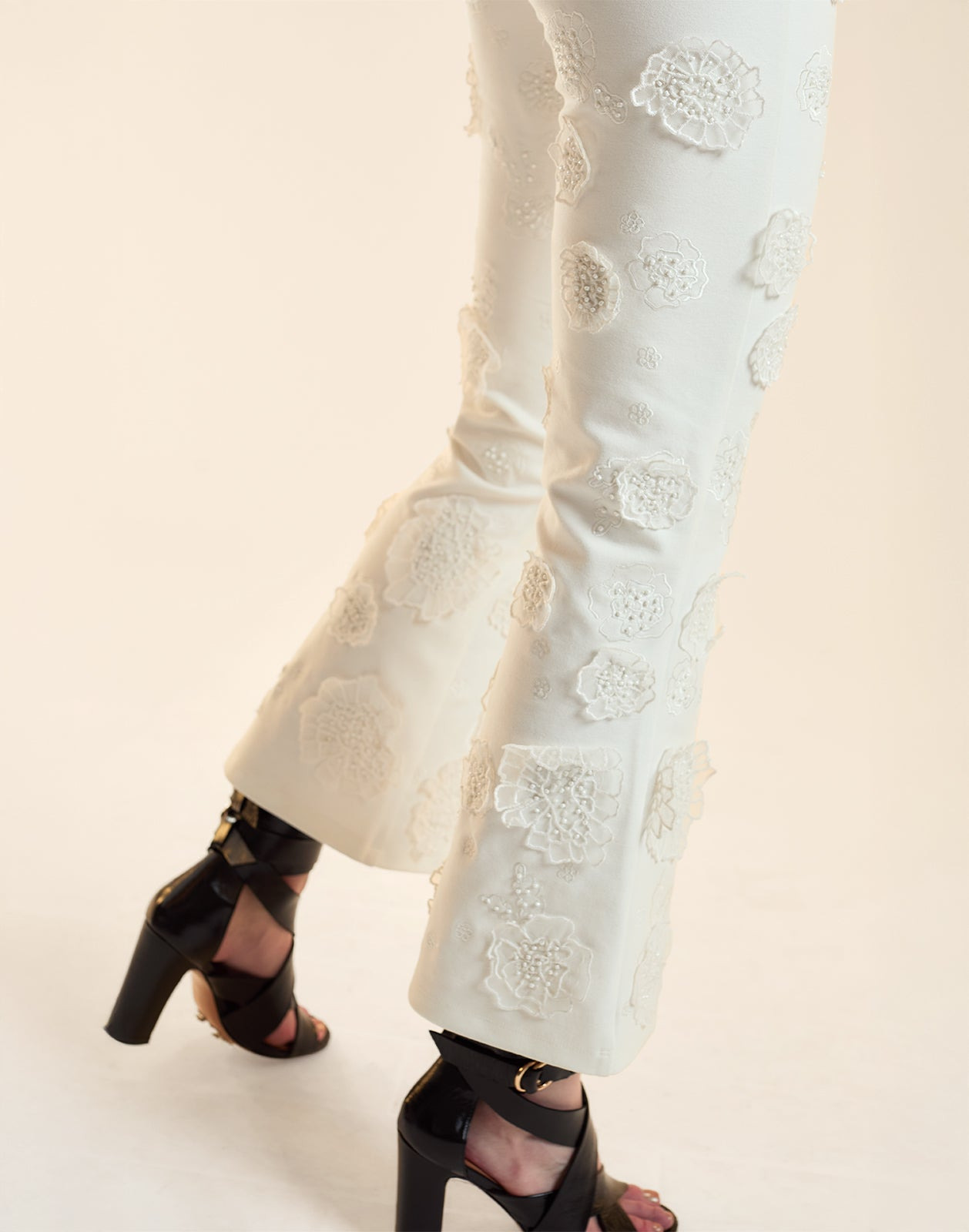 Pop Floral Applique Pant - 7