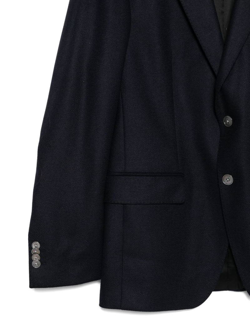 single-breasted coat 3