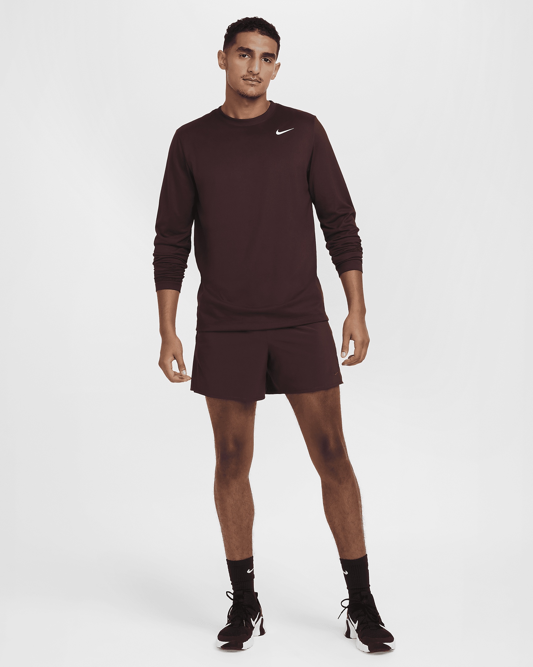 Nike Dri-FIT Legend Men's Long-Sleeve Fitness Top - 4