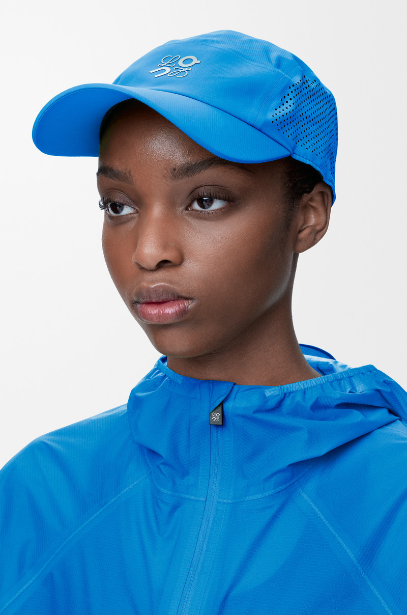 Cap in technical shell 3