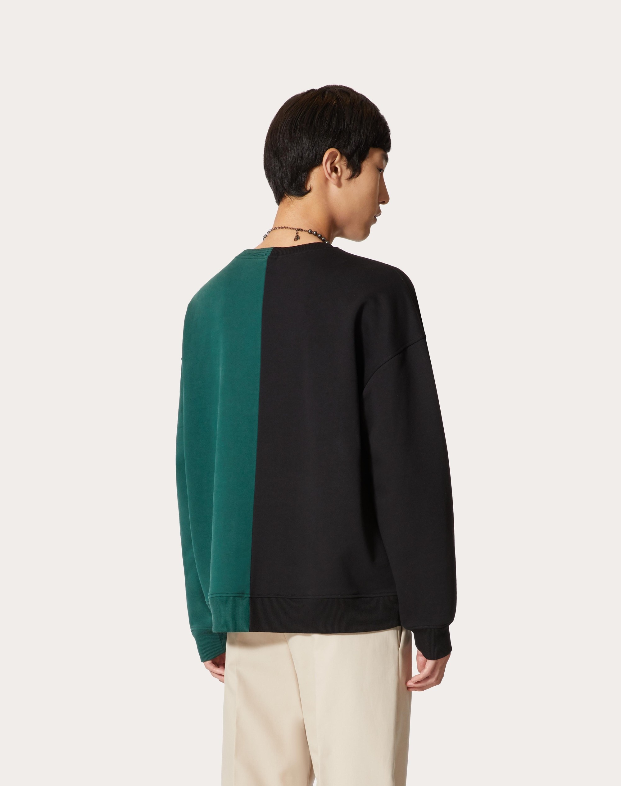 COTTON CREWNECK SWEATSHIRT WITH MAISON VALENTINO AND VALENTINO V CREW PRINT - 4