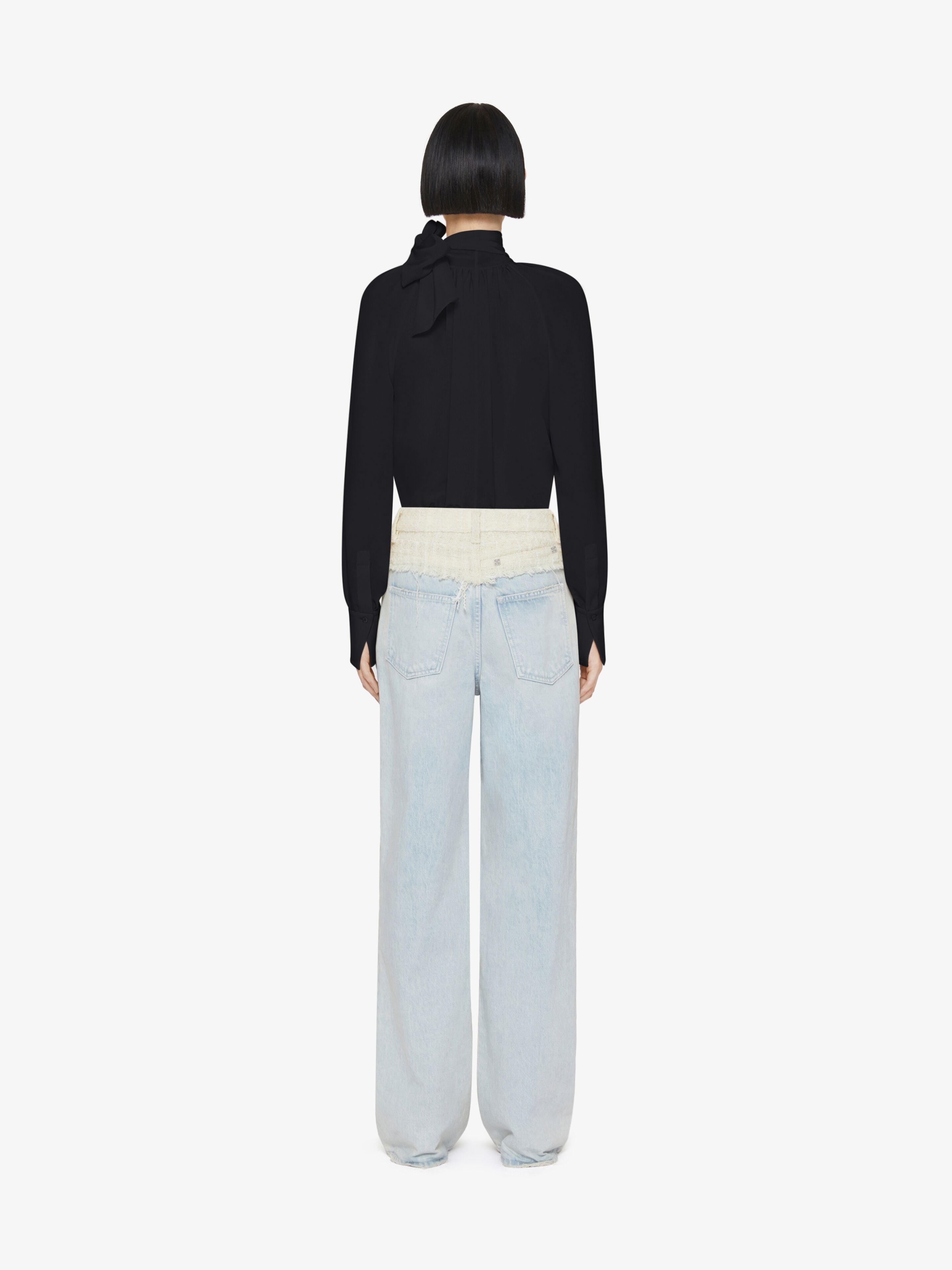 BLOUSE IN SILK WITH LAVALLIÈRE - 4