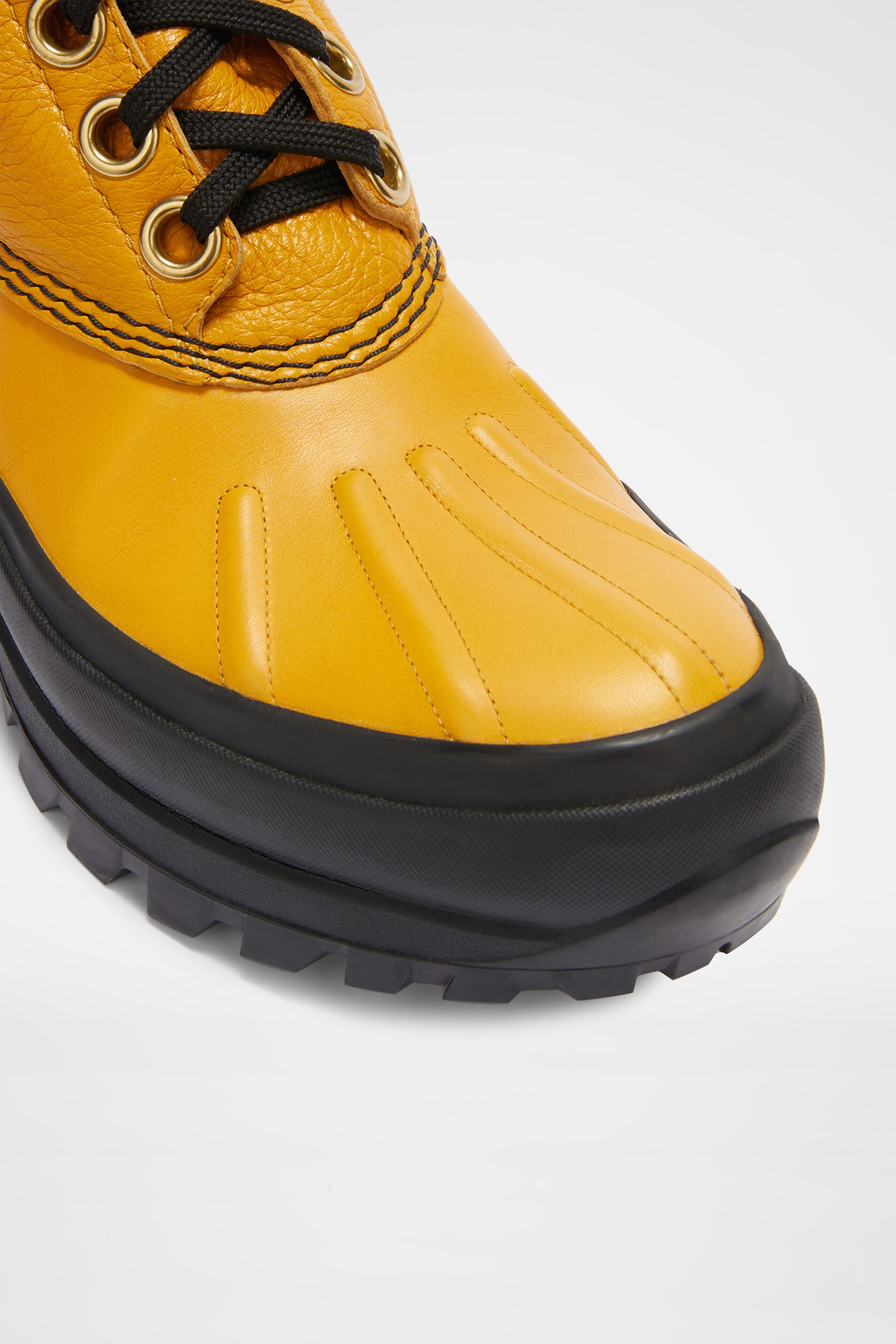Lace-up Hiking Boots - 6
