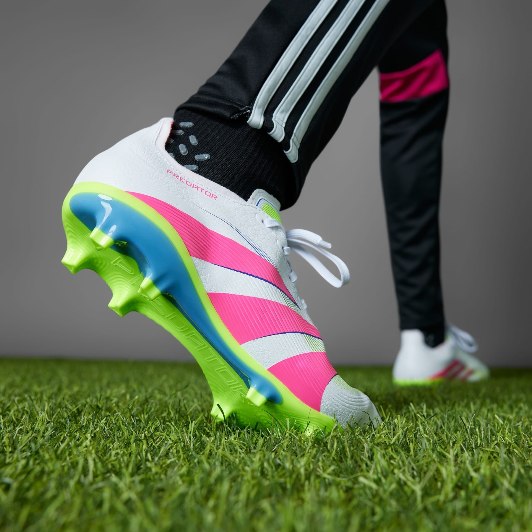 Predator League Firm/Multi-Ground Cleats - 10