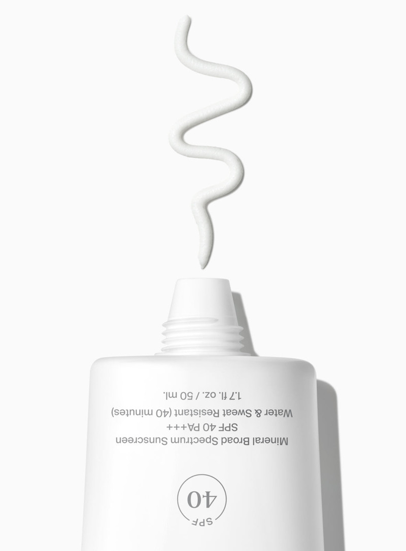 Mineral Unseen Sunscreen SPF 40 4