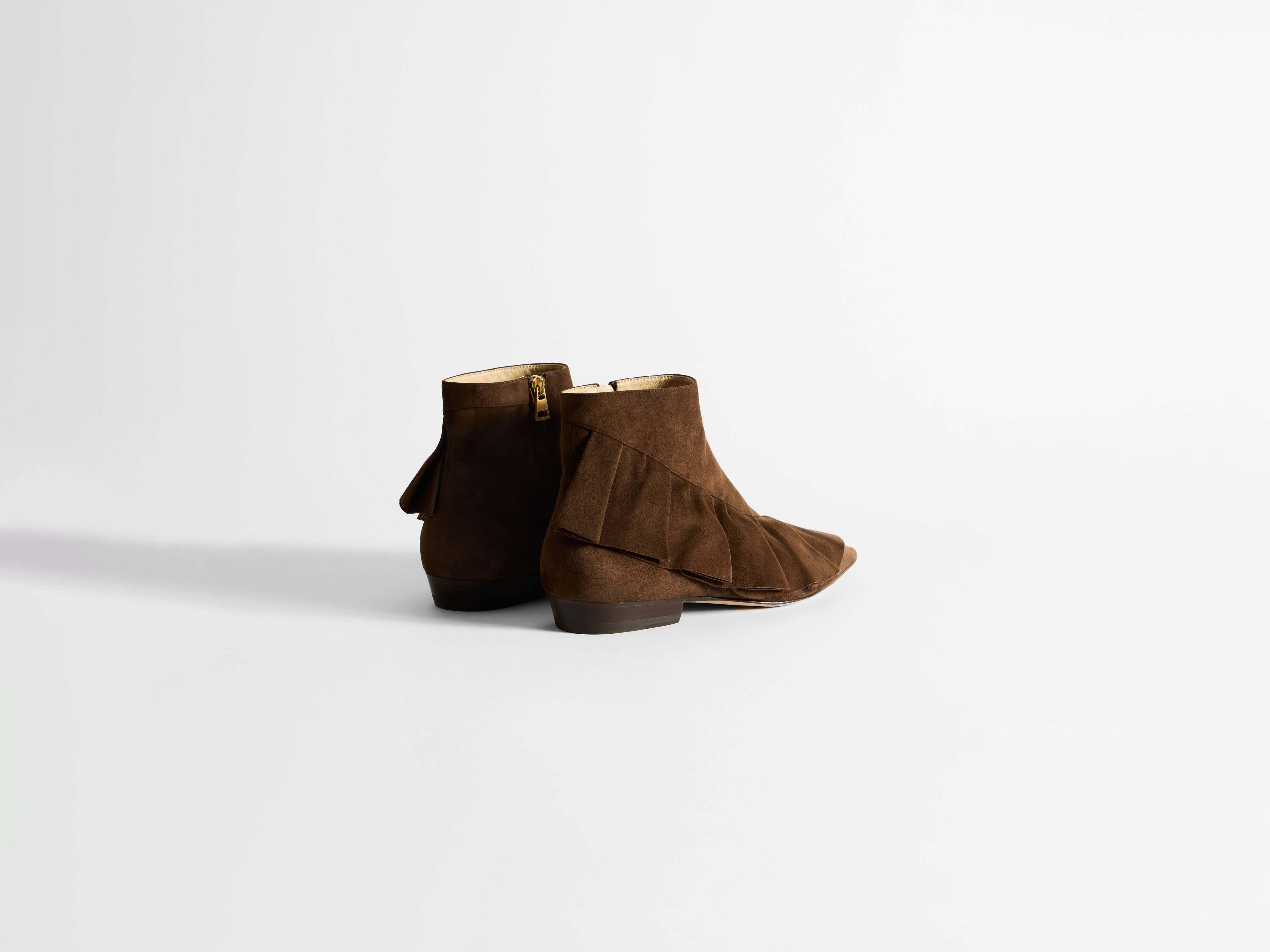 WOMENS RUFFLE BOOTS IN BROWN - 4