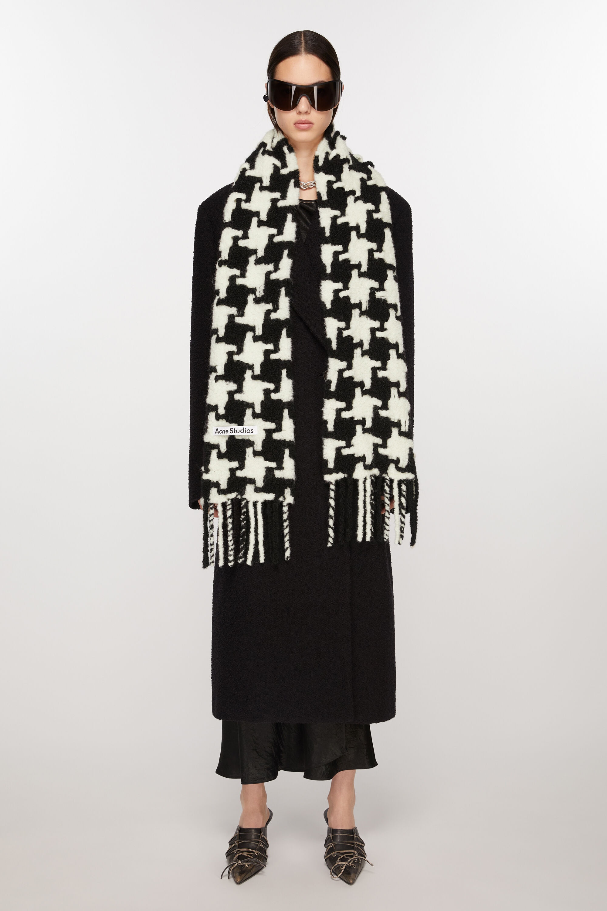 Houndstooth scarf - White/black - 2