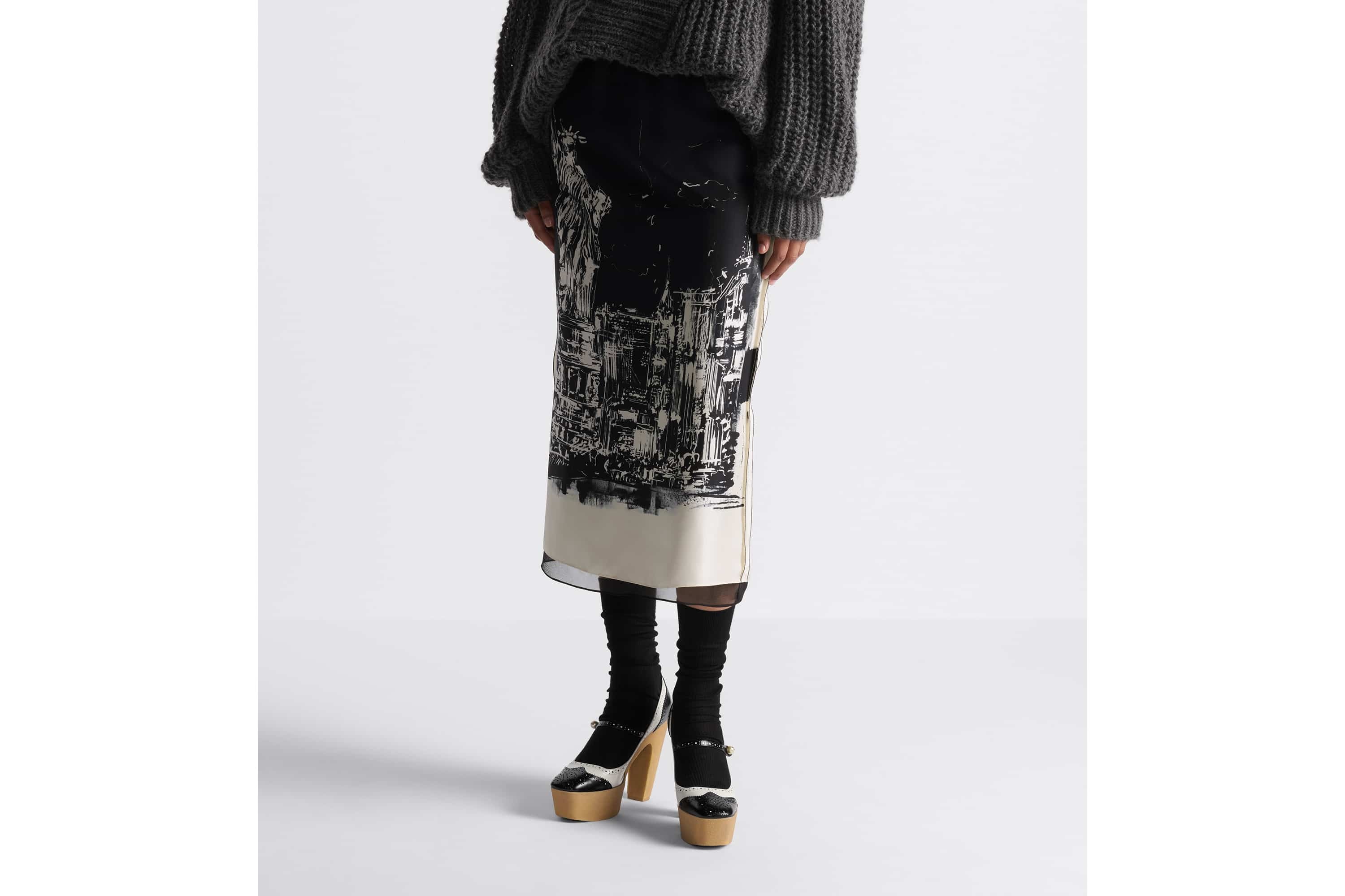 Flared Mid-Length Skirt - 4