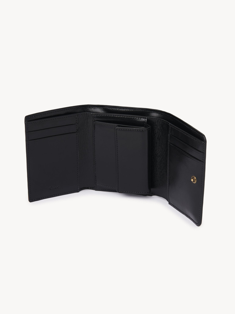 Chloé SMALL CHLOÉ ICONIC TRI-FOLD WITH COIN POCKET IN SHINY LEATHER outlook