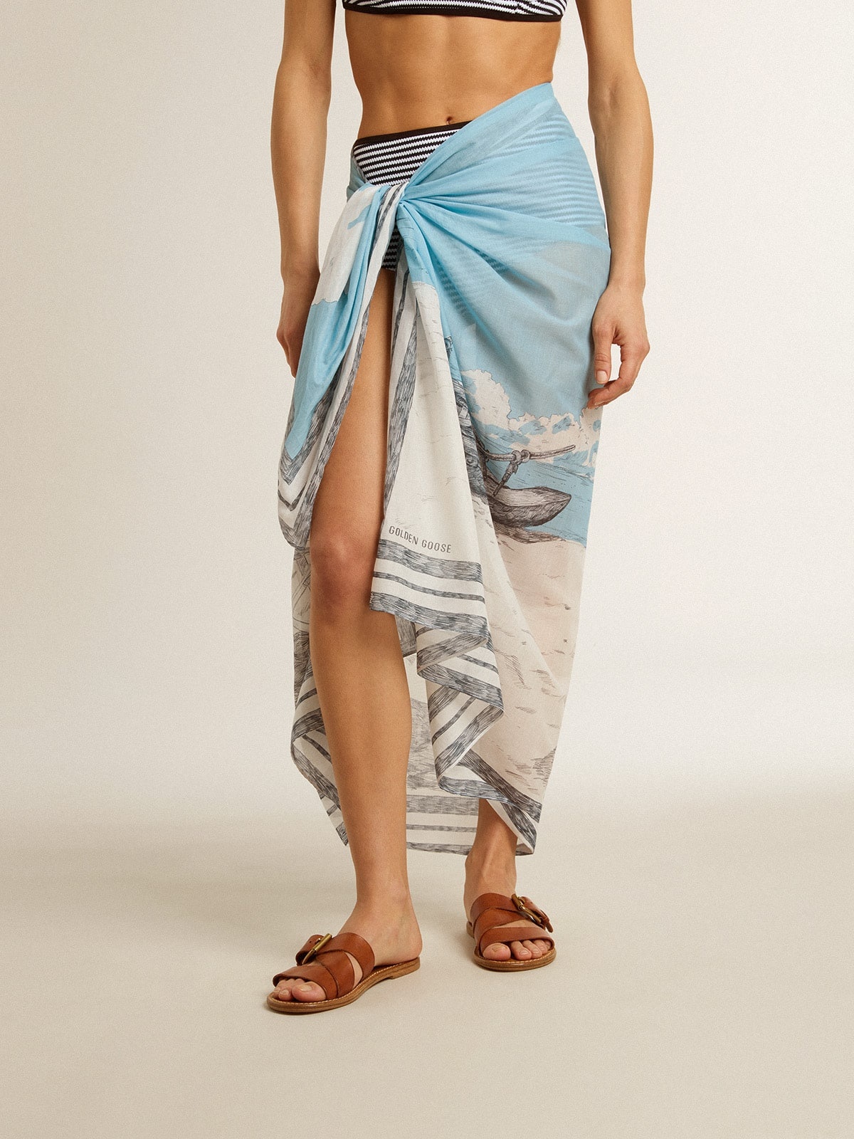 Sarong in cotton voile with all-over cream and light blue print - 2