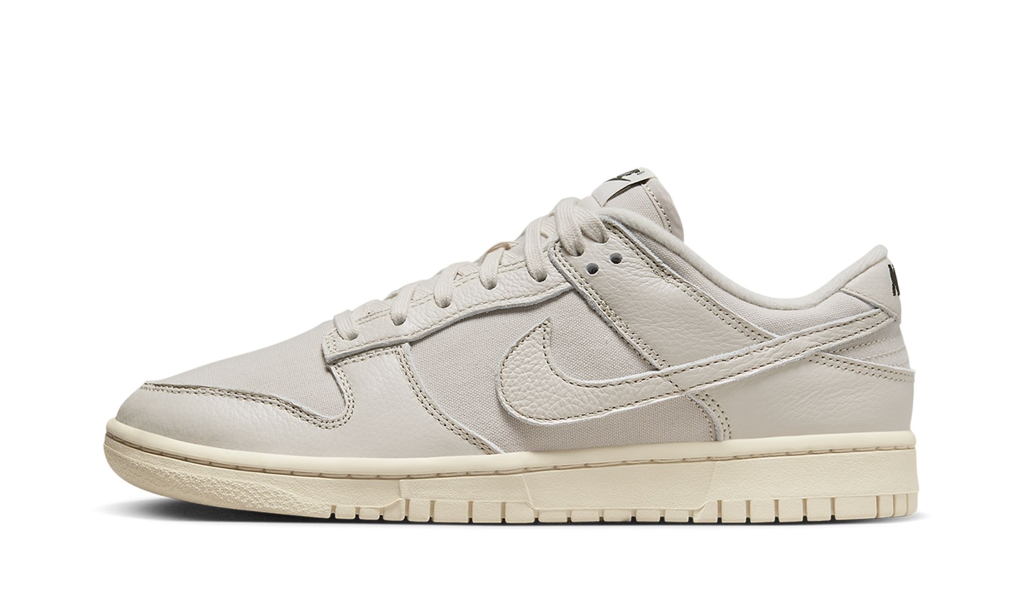 Dunk Low "Light Orewood Brown" - 1