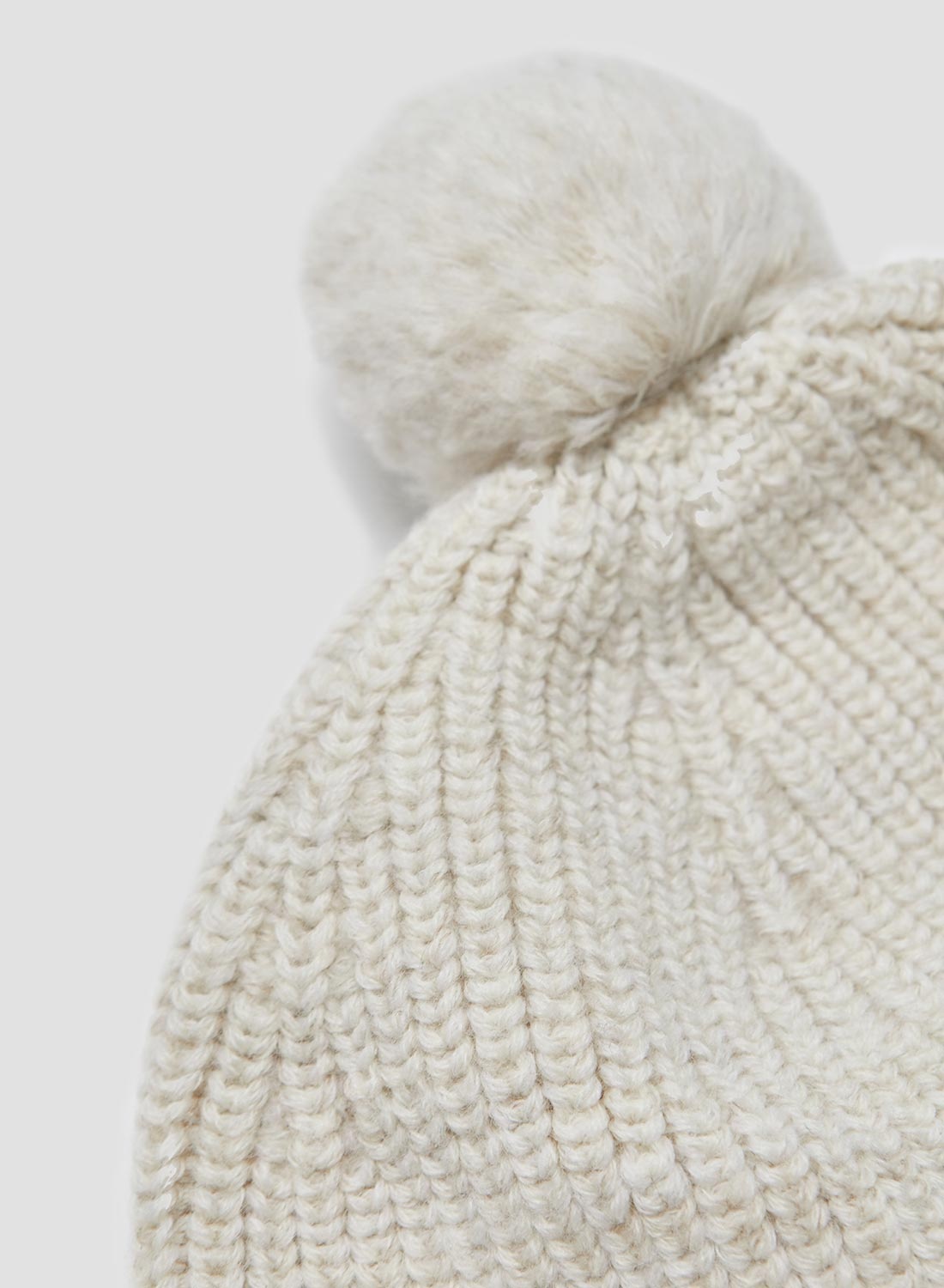 Mountaineer Knit Cap in Ivory - 3