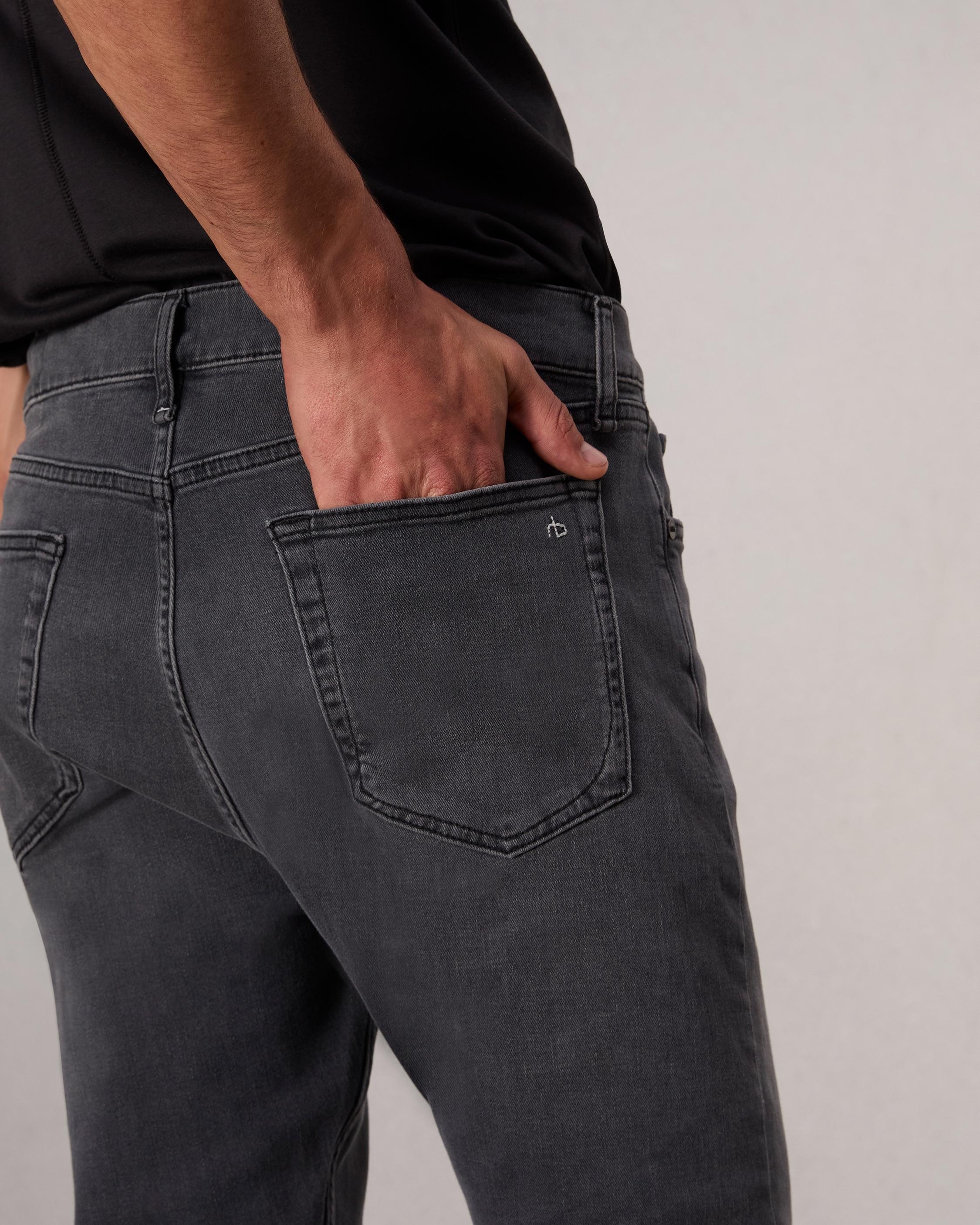 Fit 1 Skinny Fit Jean
Aero Stretch Denim - 6