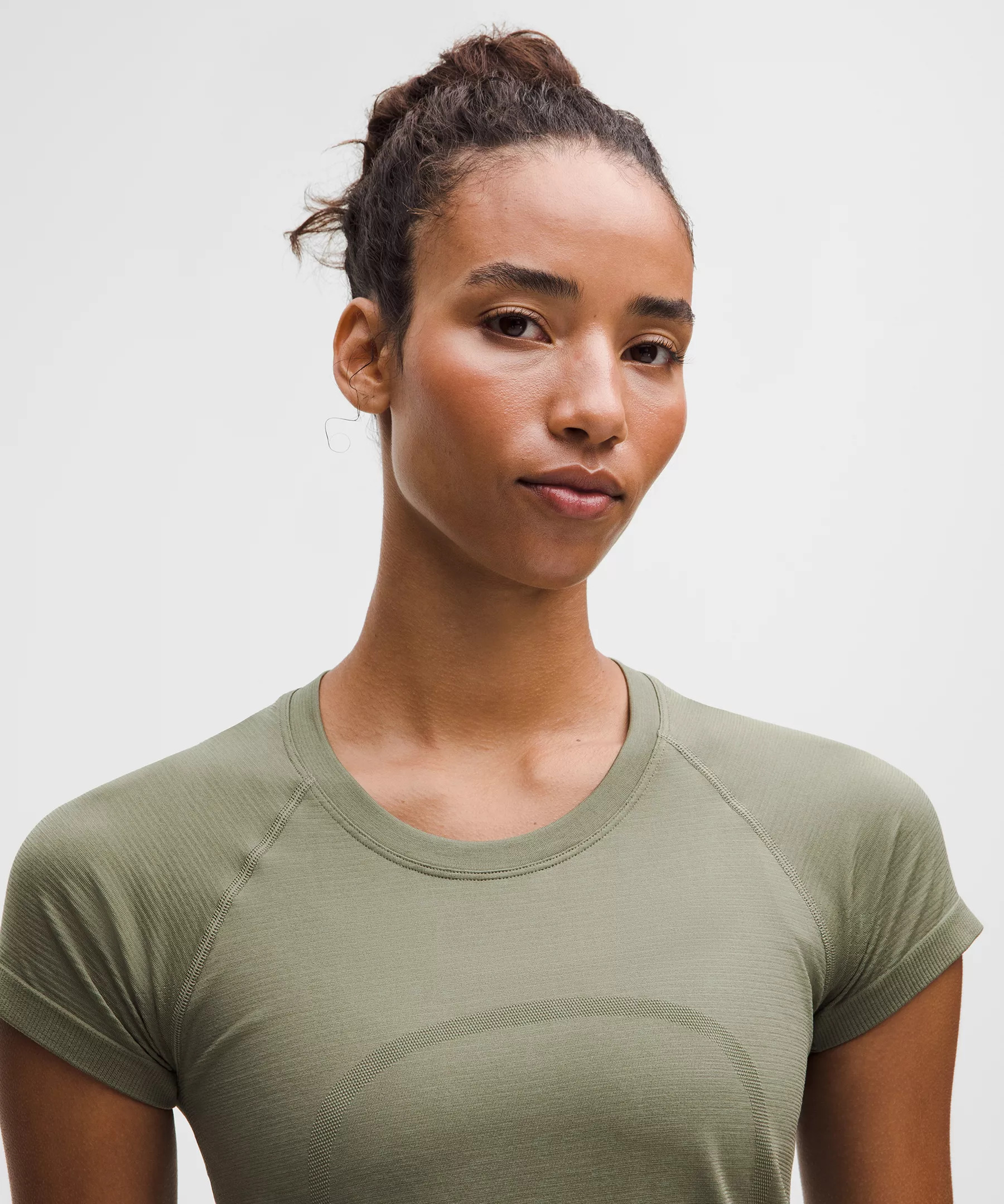 Swiftly Tech Short-Sleeve Shirt 2.0 *Hip Length - 4