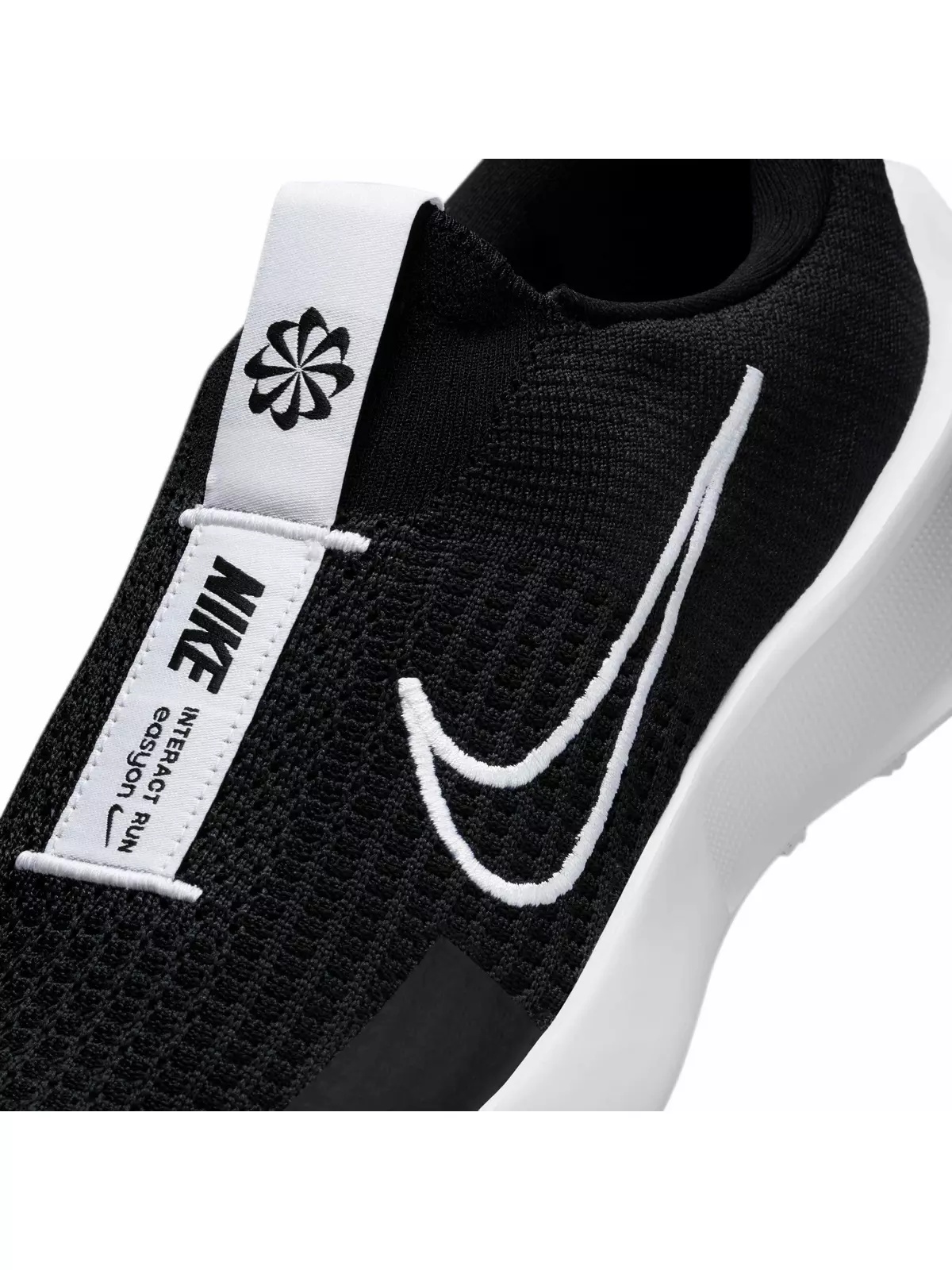 Interact Run EasyOn "Black/Black/White" Men's Running Shoe - 7