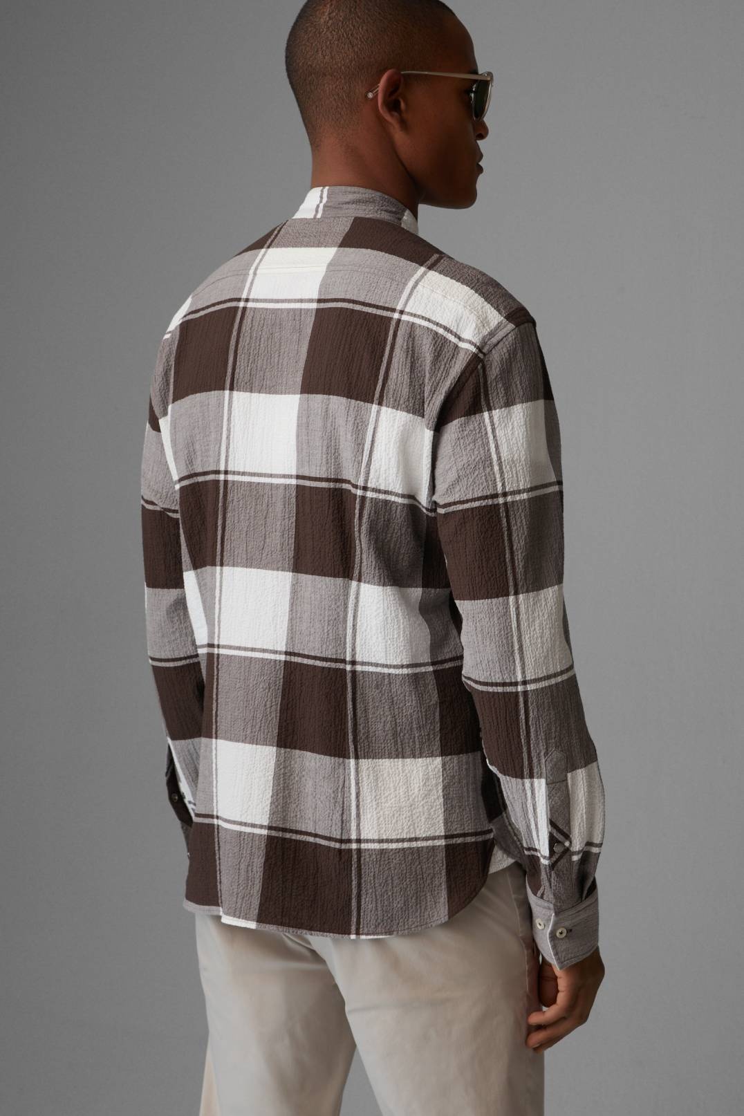 RAPHI SHIRT IN DARK OAK/WHITE - 3