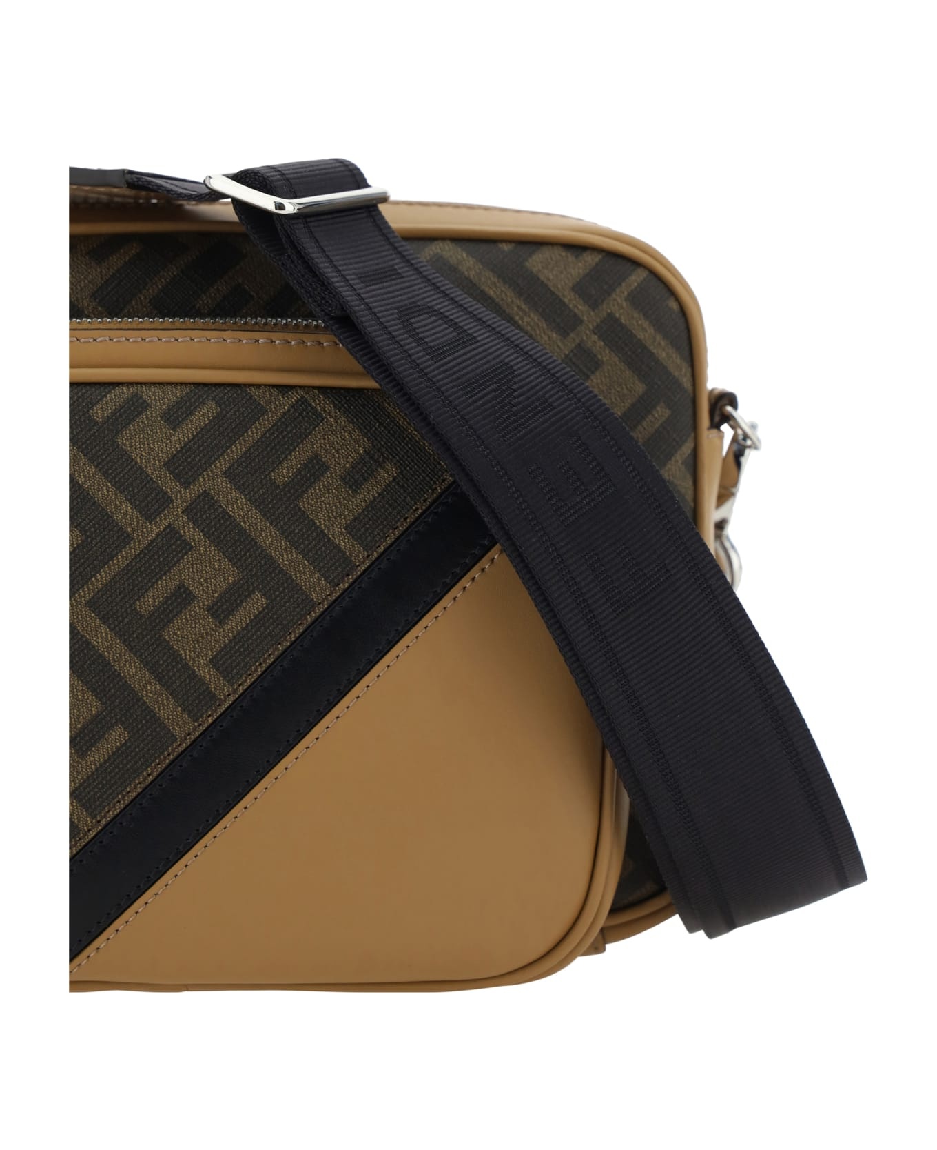 【FENDI】DIAGONAL DUO CROSSBODY BAG FENDI Fendi Diagonal Duo Camera Case | REVERSIBLE