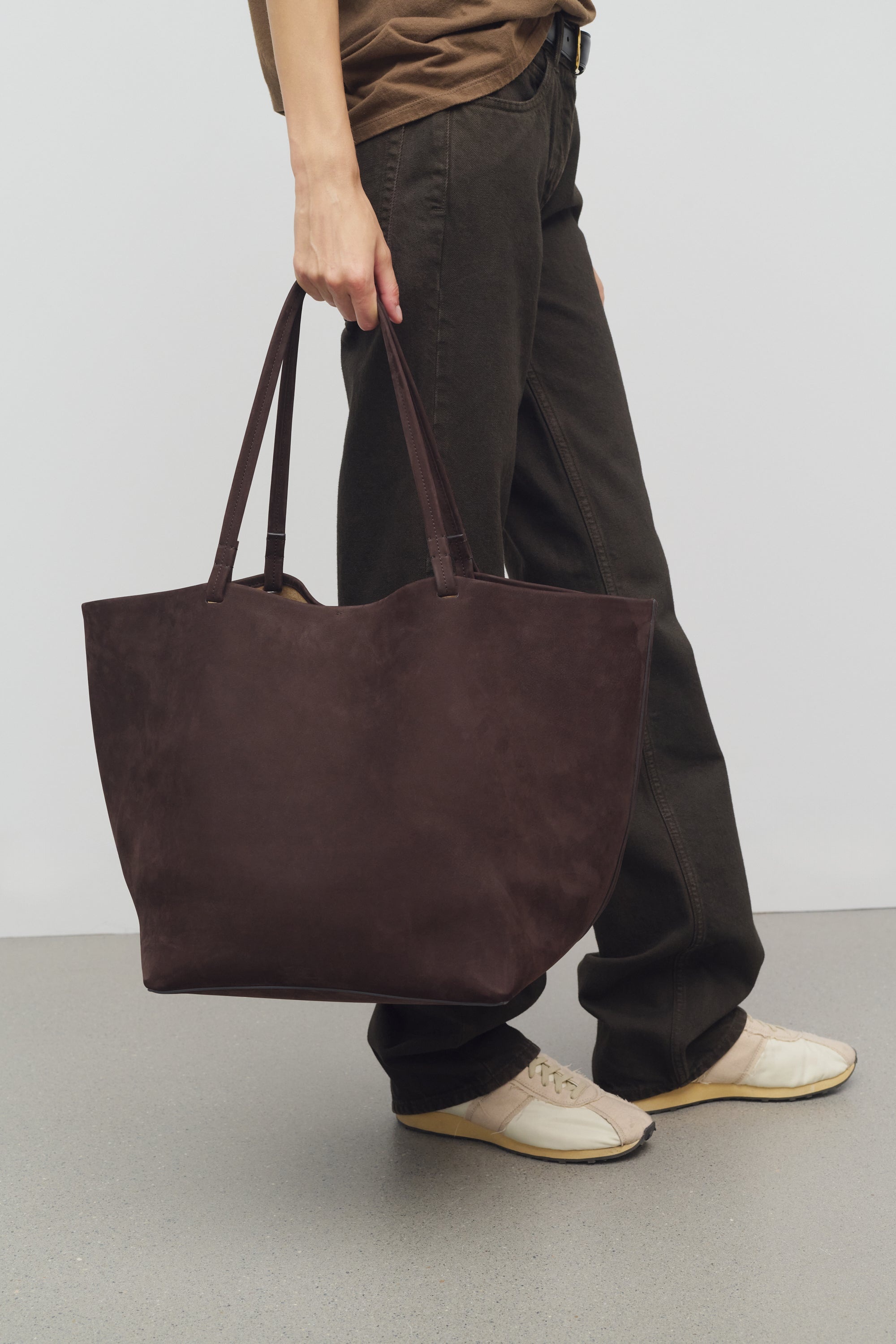 XL Park Tote in Nubuck - 4