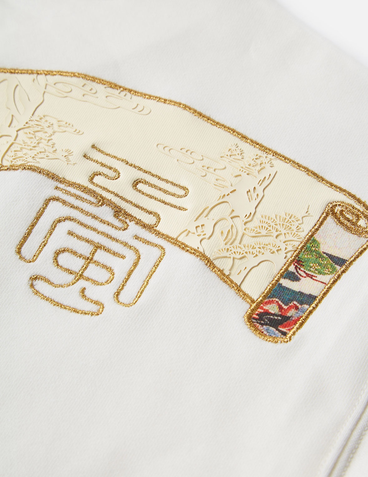 KAMON FOIL-PRINT AND SCROLL DAICOCK APPLIQUÉ SWEATSHIRT - 8