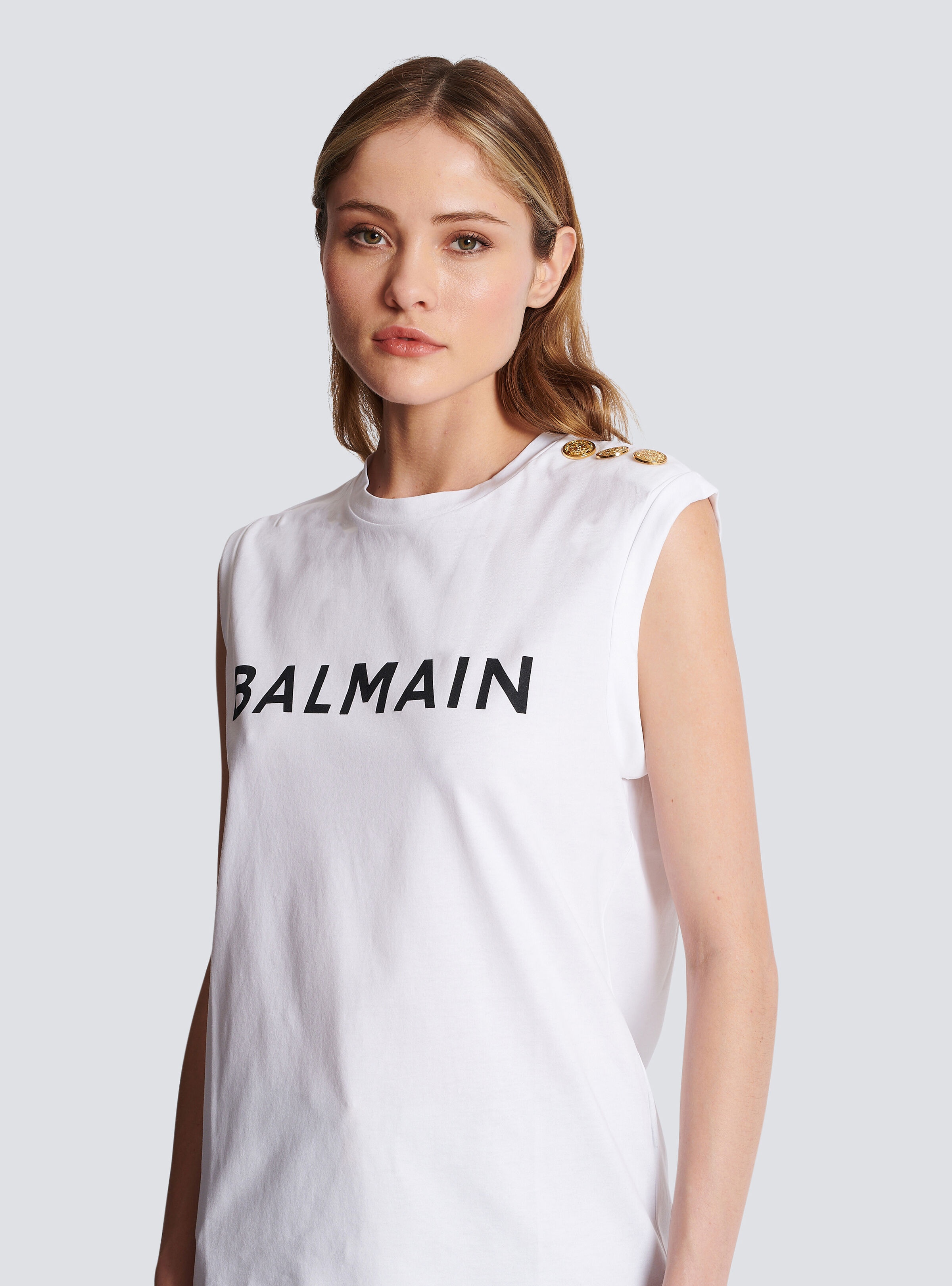 Eco-responsible cotton T-shirt with Balmain logo print - 7