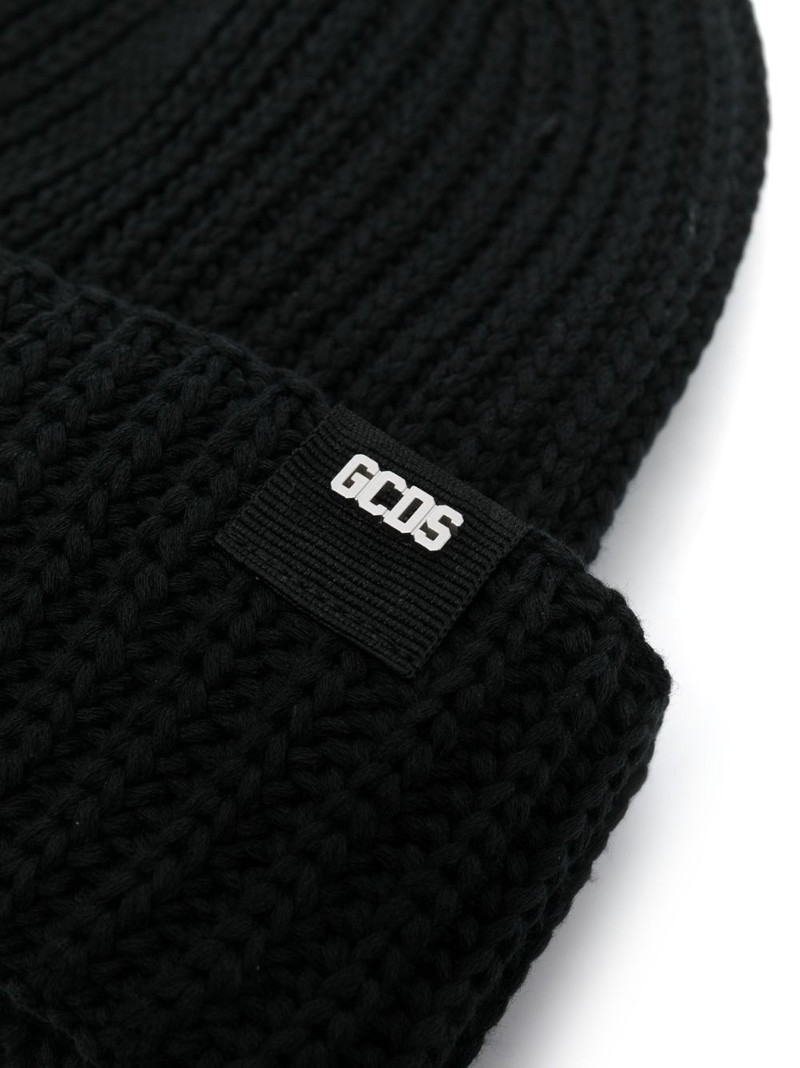 GCDS Giuly logo-patch beanie outlook