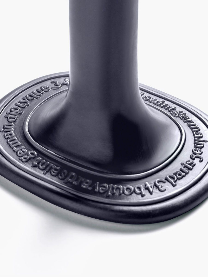 Baies (Berries) - Taper candle with branded oval base 4