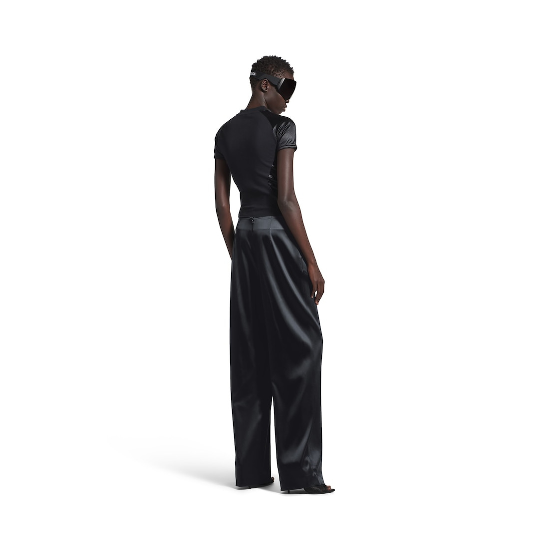 Women's Minimal Fluid Pants in Black - 4