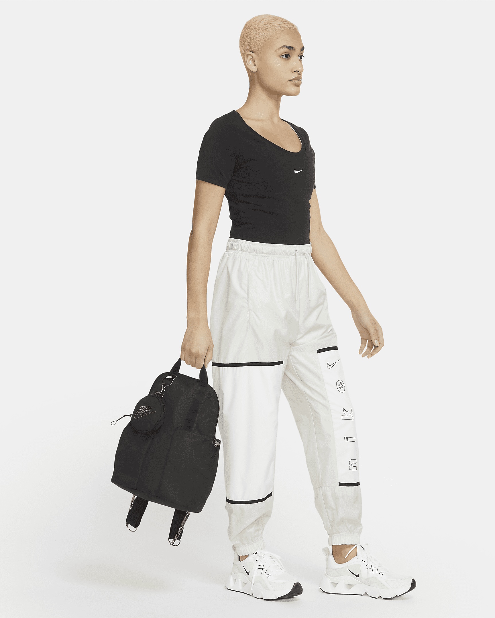 Nike Sportswear Futura Luxe Women's Mini Backpack (10L) - 10