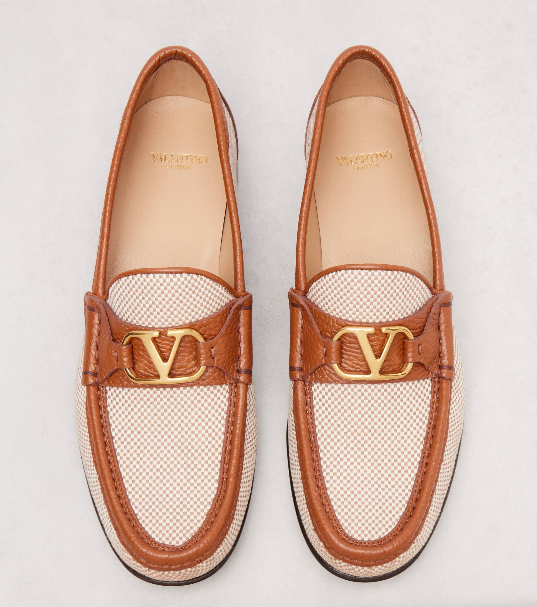 VLogo leather-trimmed canvas loafers - 5