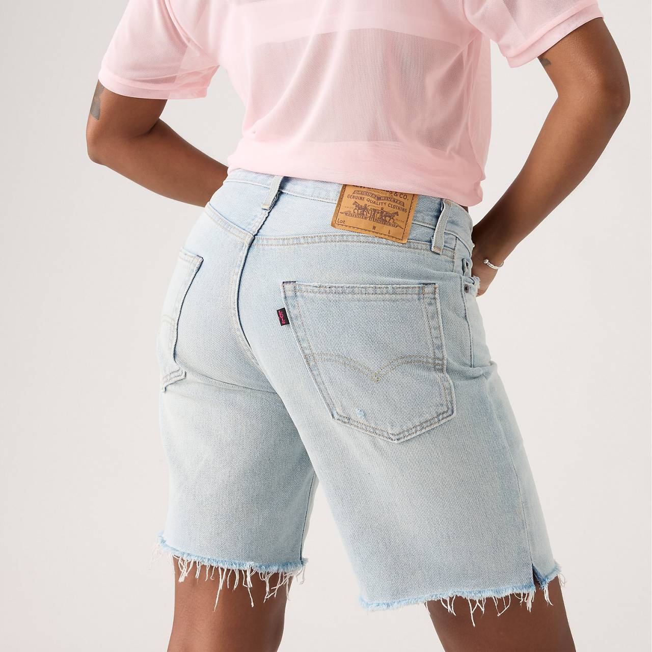 LEVI'S® PRIDE 468 LOOSE SHORTS - 5