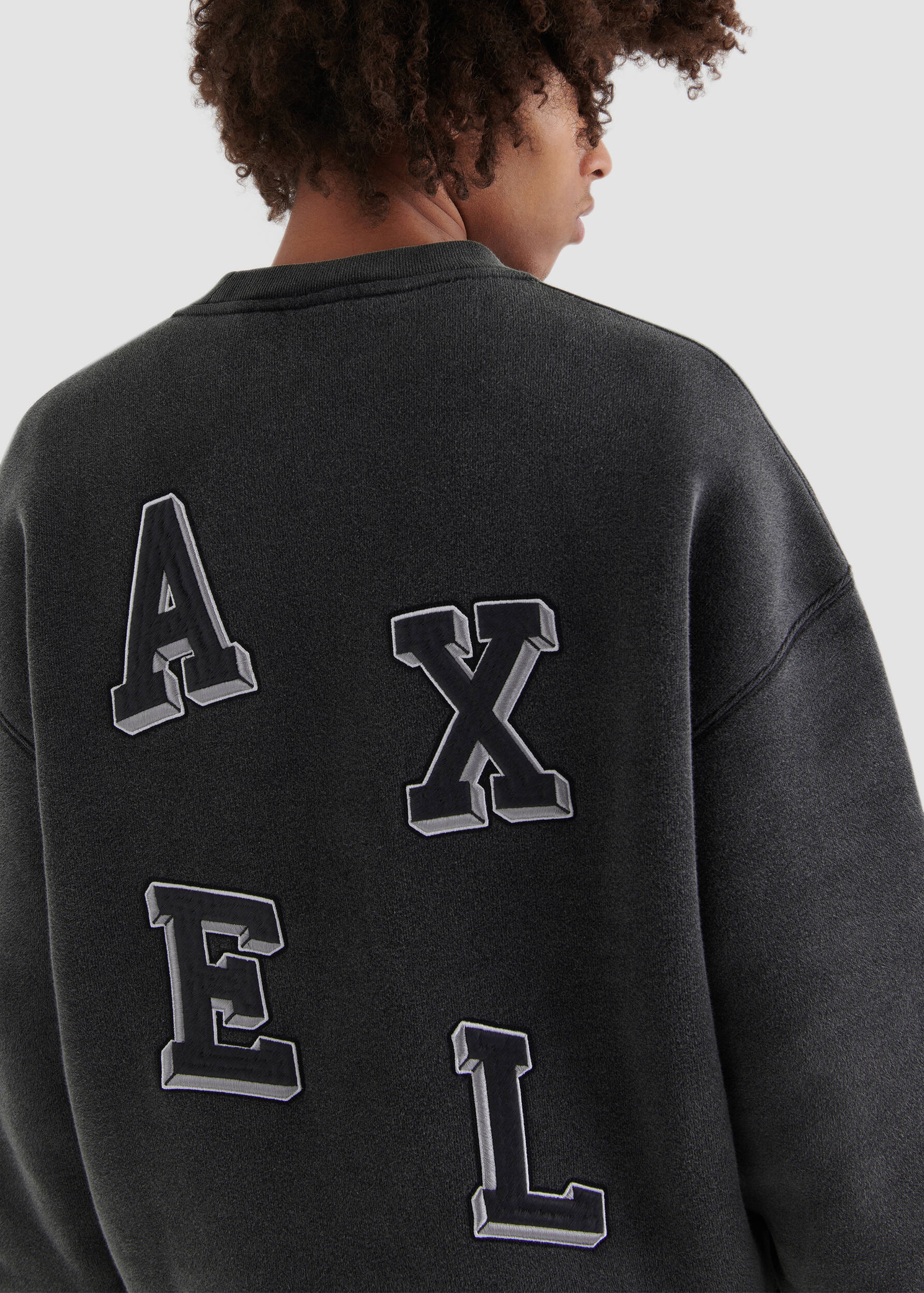 Typo Embroidered Sweatshirt - 5