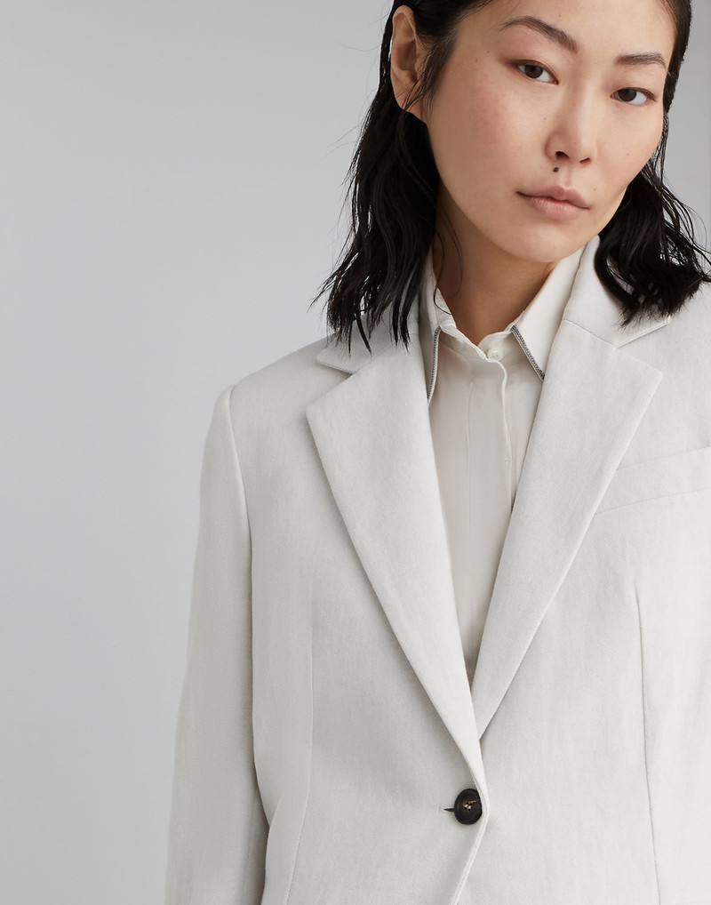 면과 린넨 gabardine blazer 와 monili 3