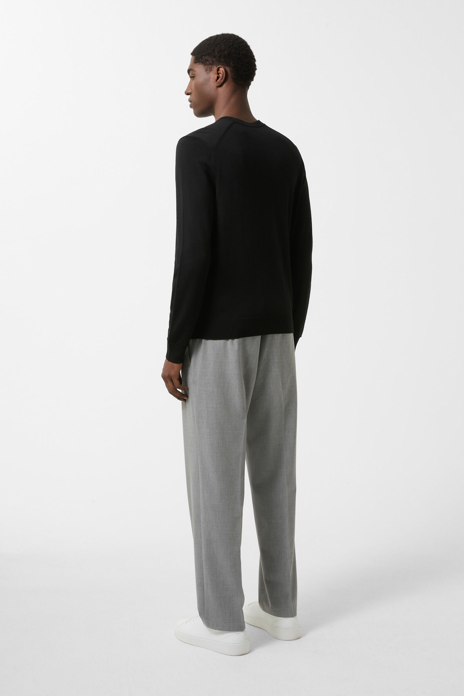 Ole sweater in Black - 3