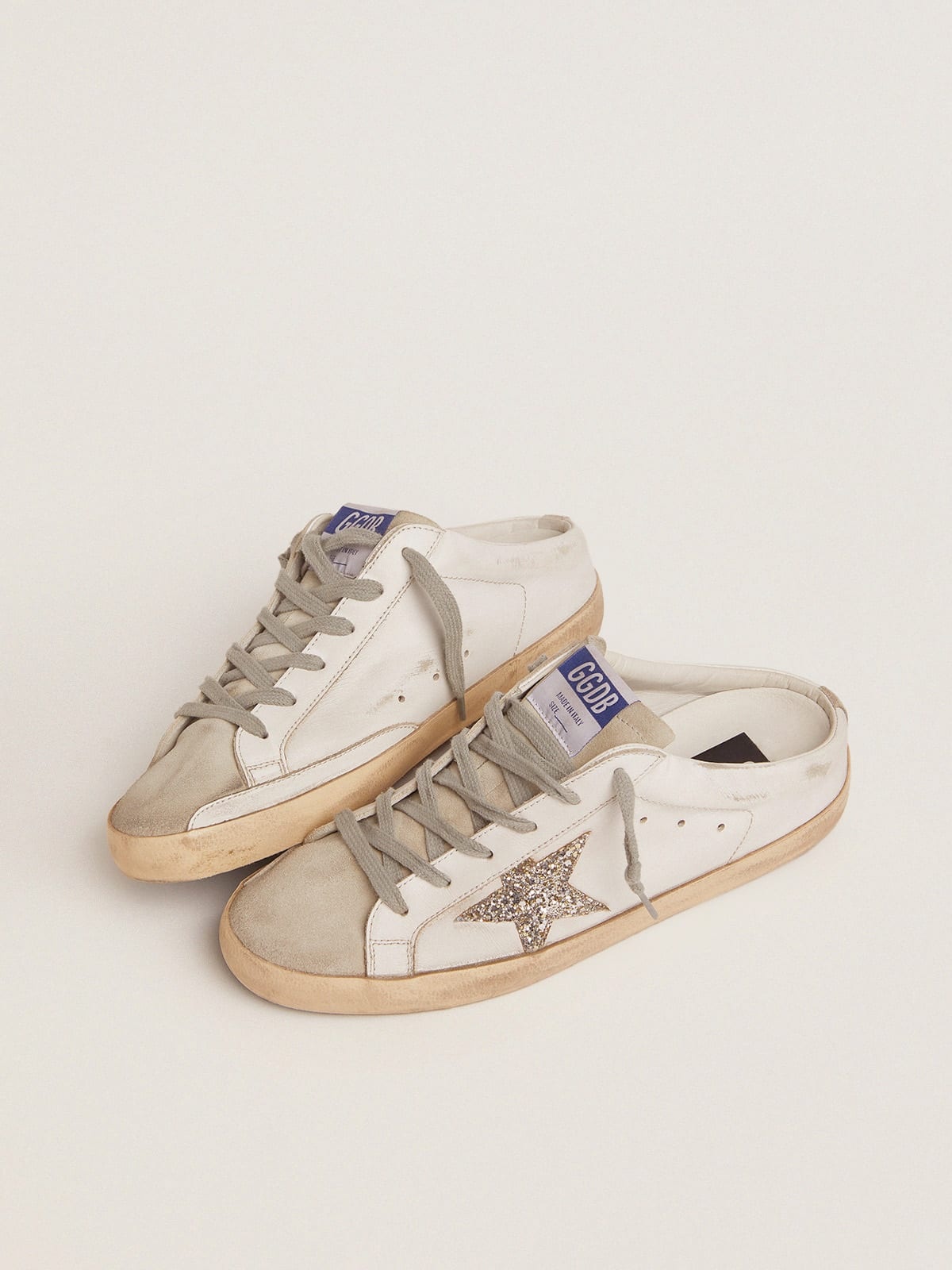 Super-Star Sabots in white leather and gray suede with silver glitter star - 2